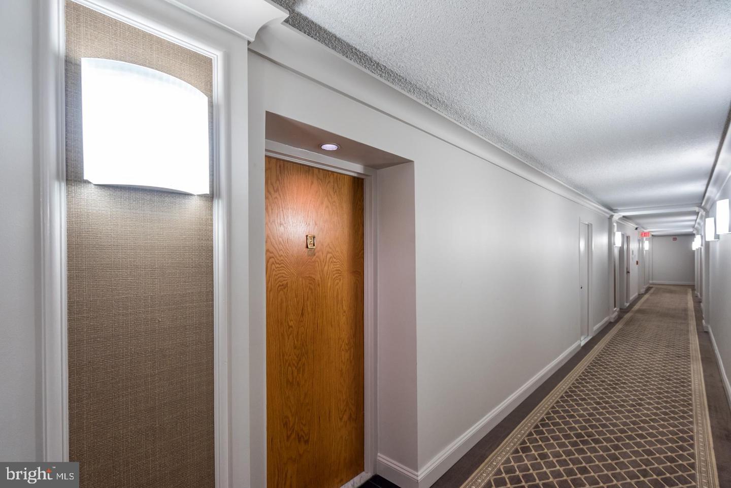 1800 OLD MEADOW ROAD 115