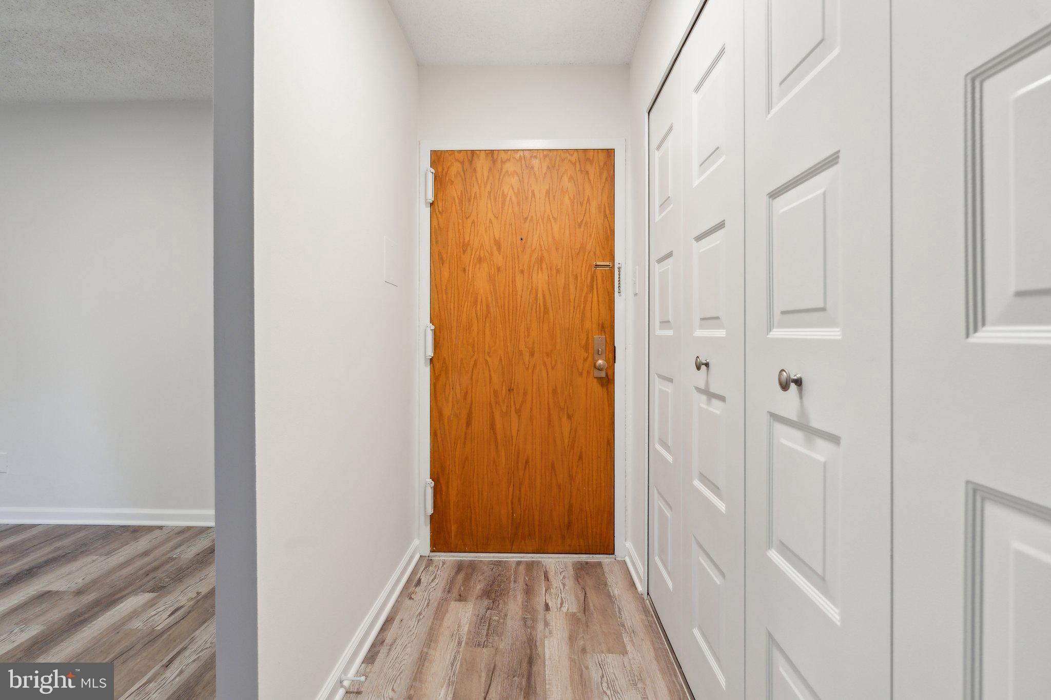 1800 OLD MEADOW ROAD 115