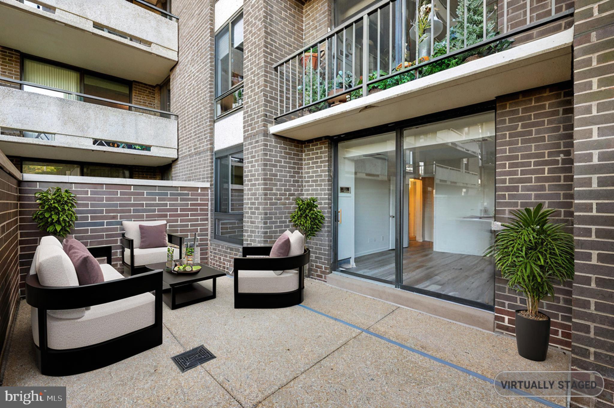 1800 OLD MEADOW ROAD 115