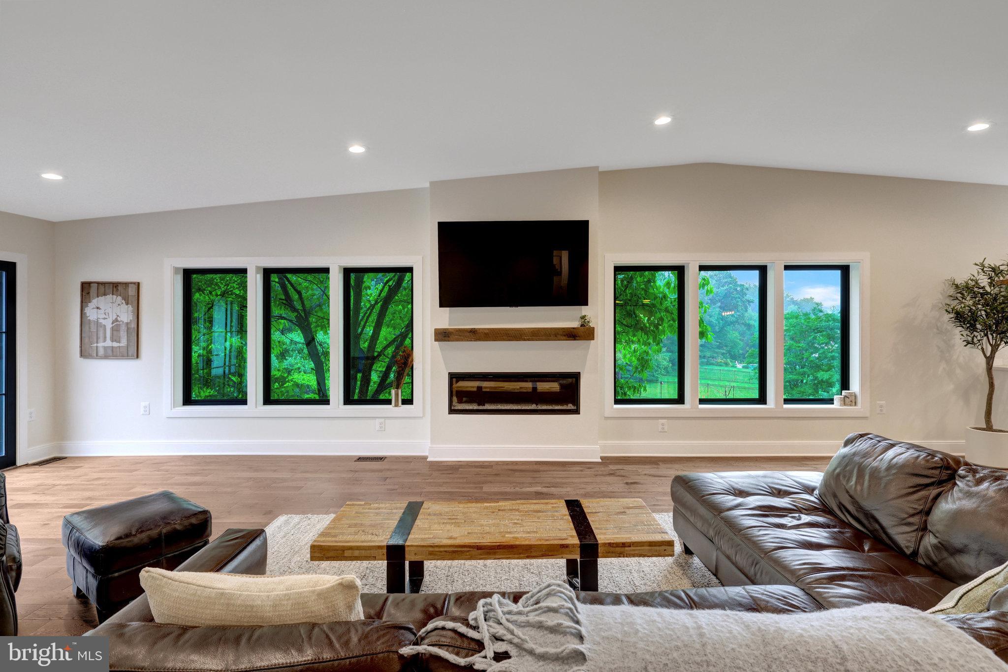 10904 BELGRAVIA COURT