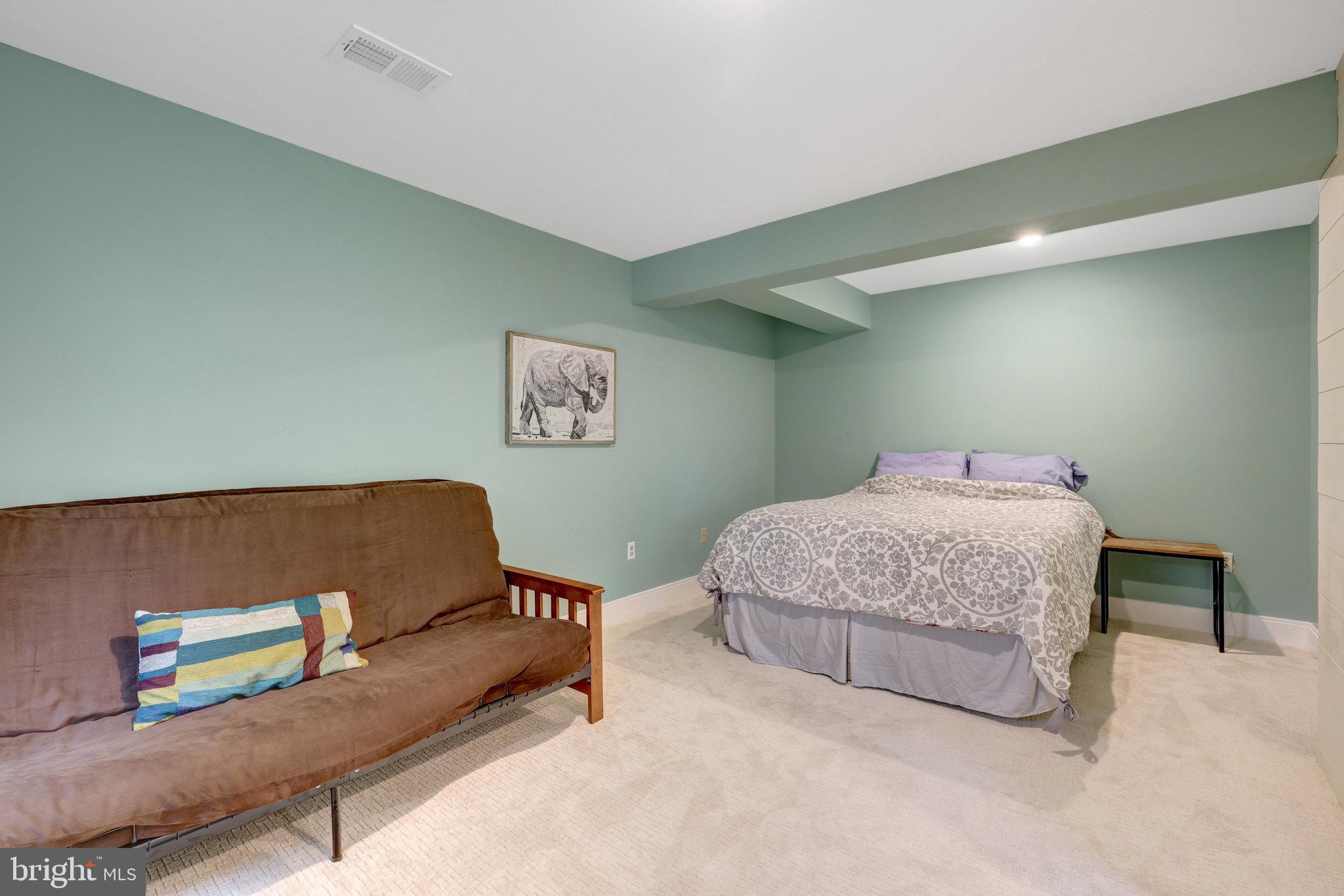 10904 BELGRAVIA COURT