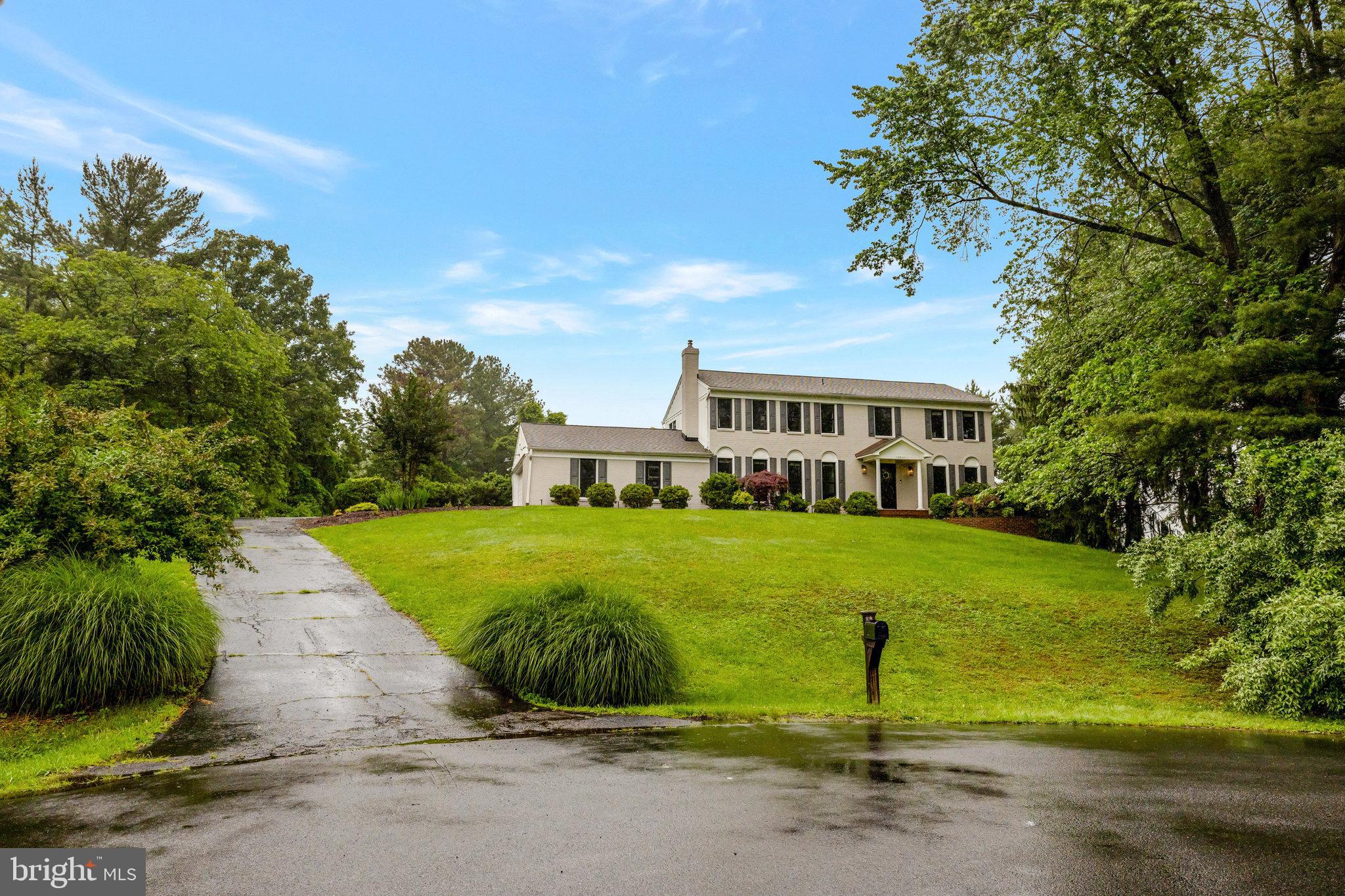 10904 BELGRAVIA COURT