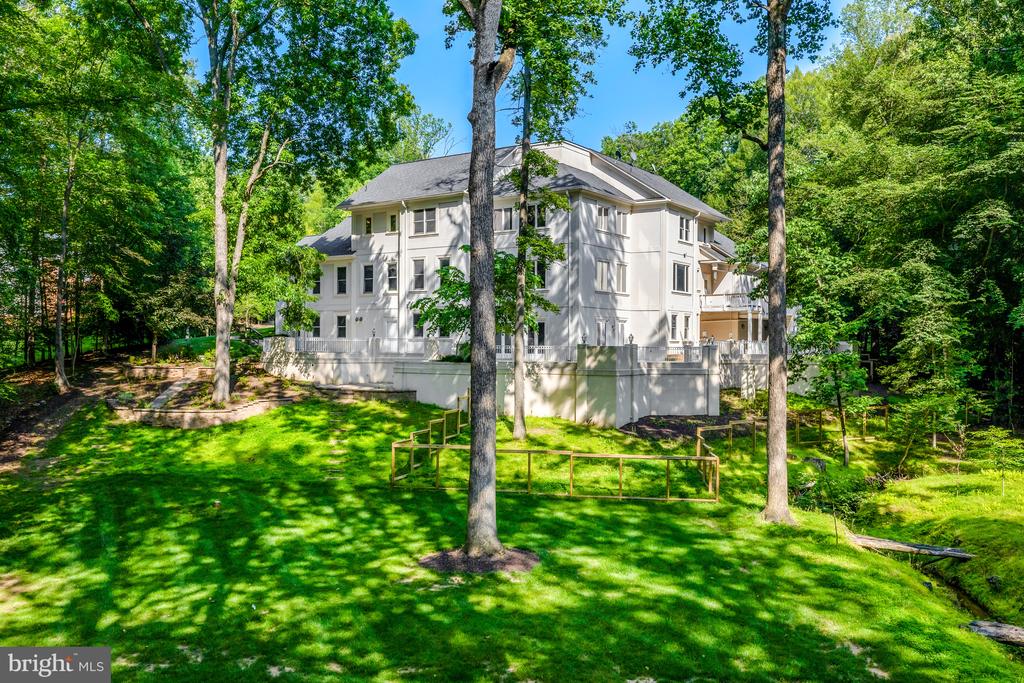 180 RIVER PARK DRIVE