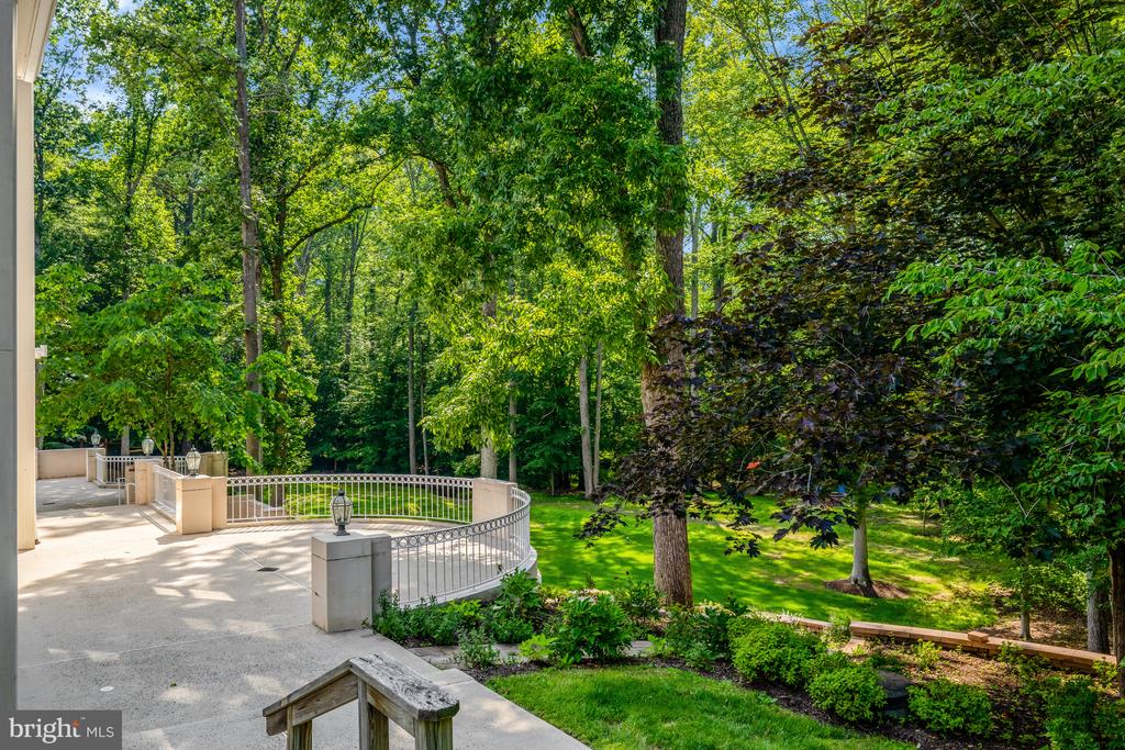 180 RIVER PARK DRIVE
