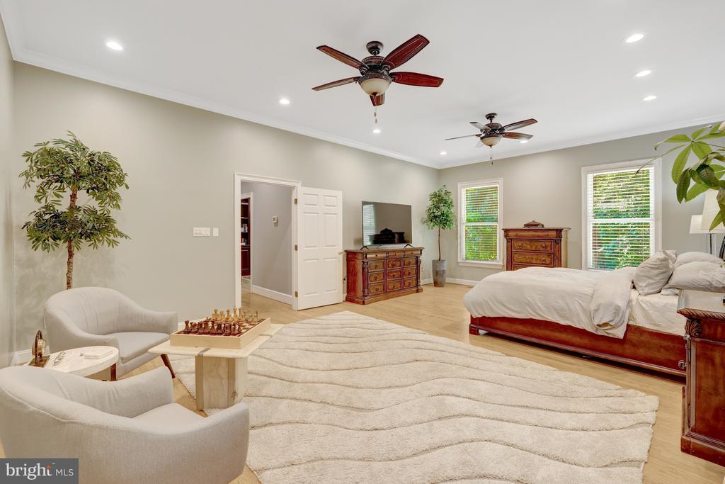 180 RIVER PARK DRIVE