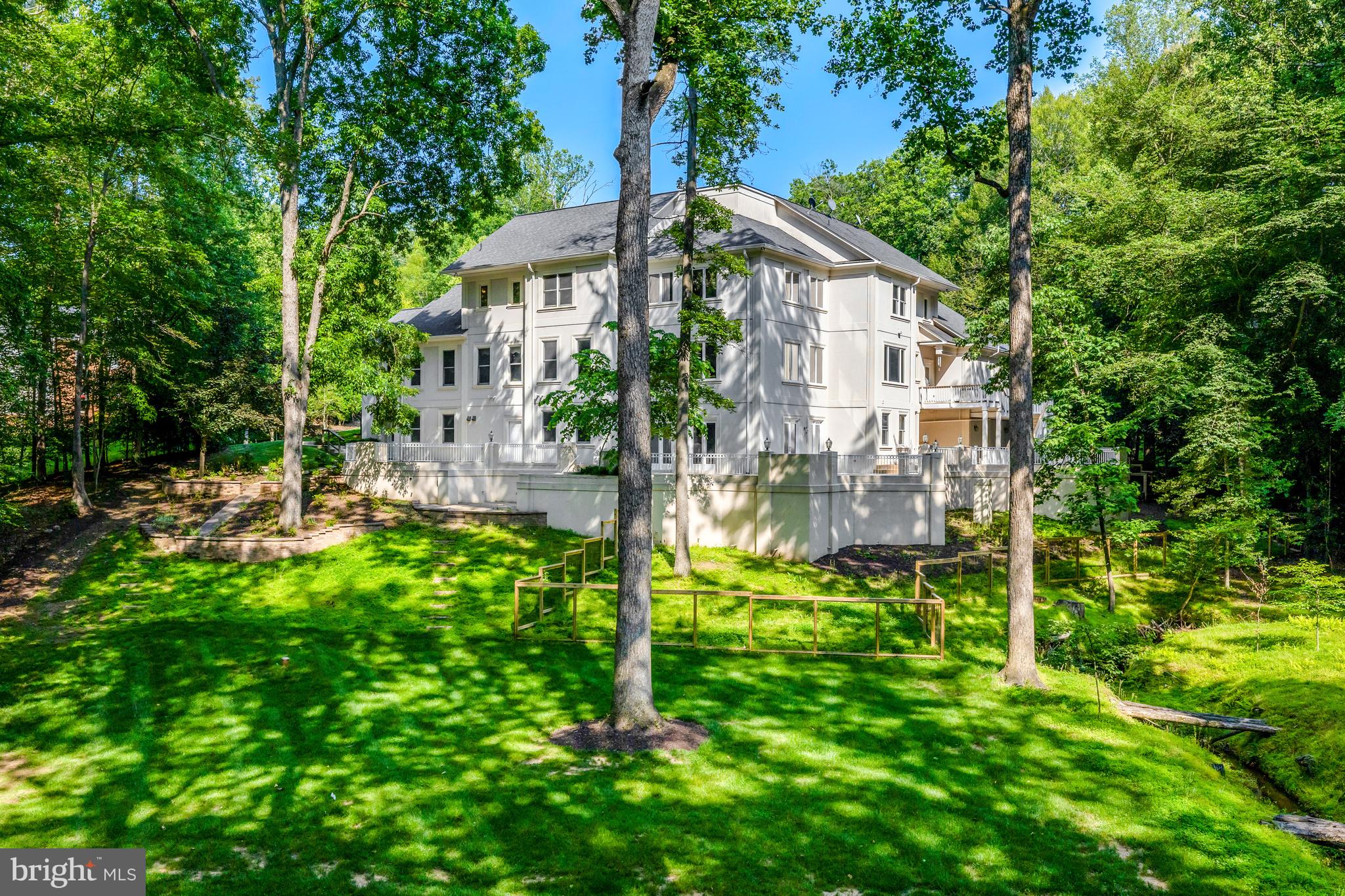 180 RIVER PARK DRIVE