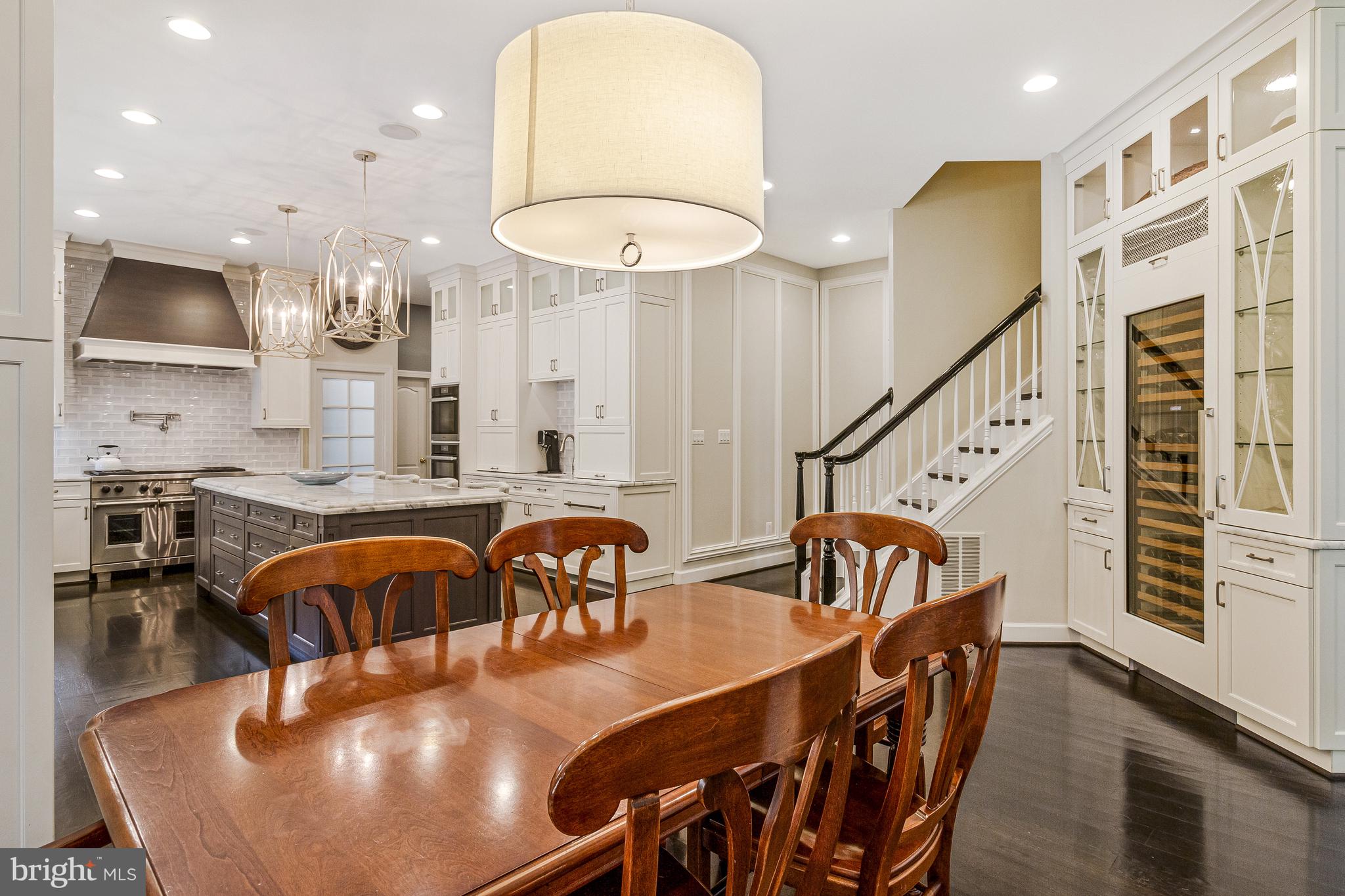 10910 SHALLOW CREEK DRIVE