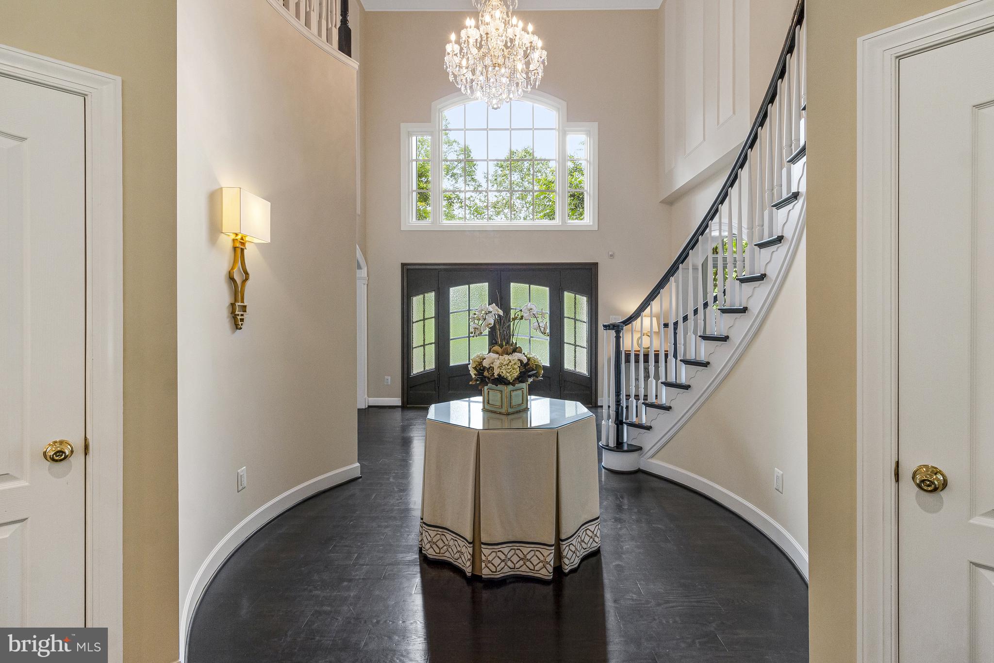 10910 SHALLOW CREEK DRIVE