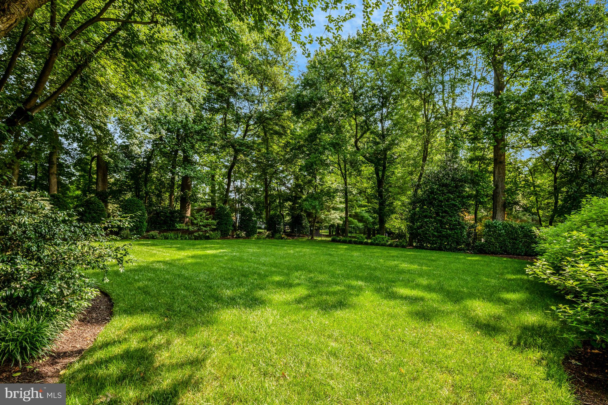 10910 SHALLOW CREEK DRIVE