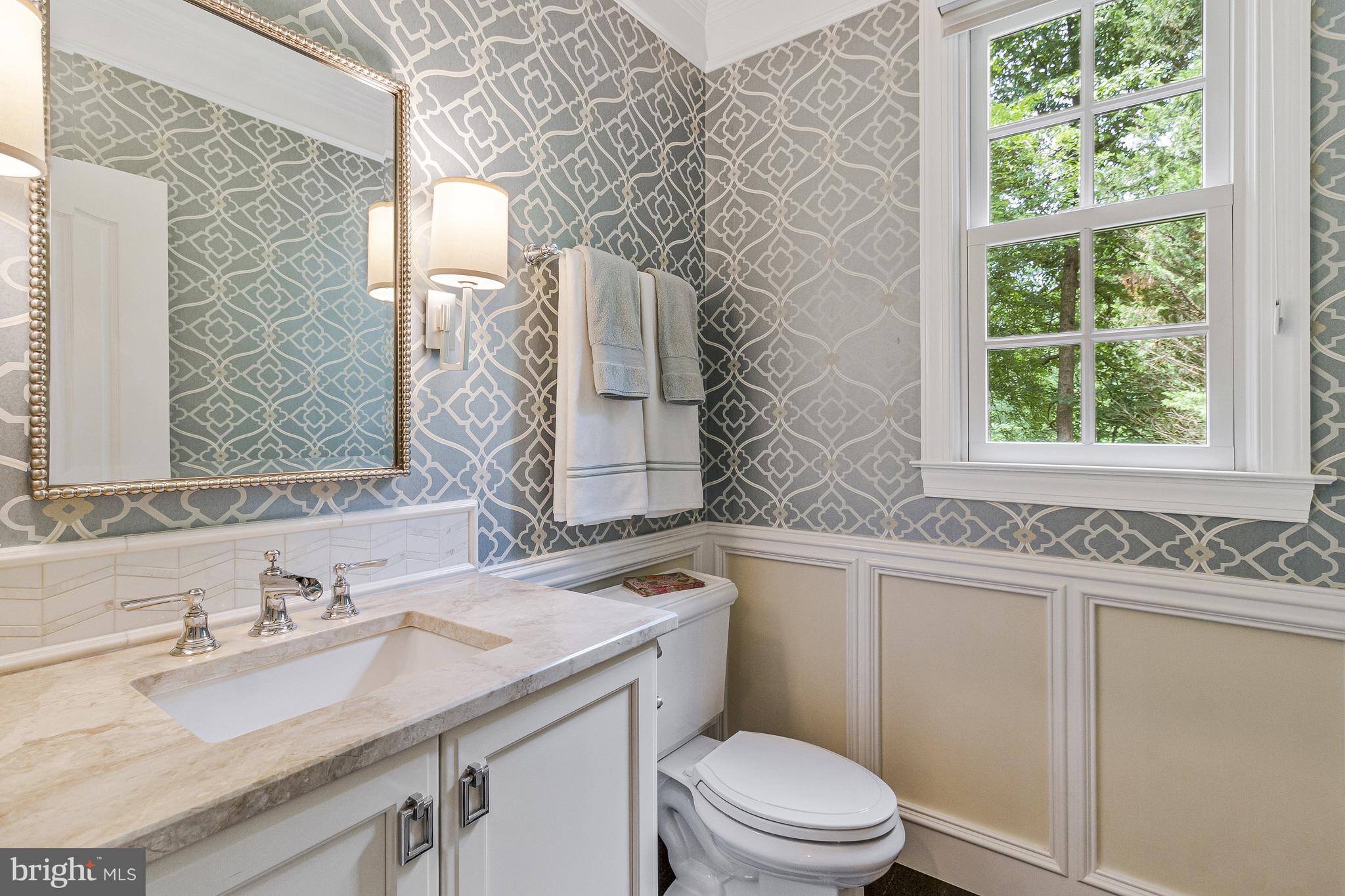 10910 SHALLOW CREEK DRIVE