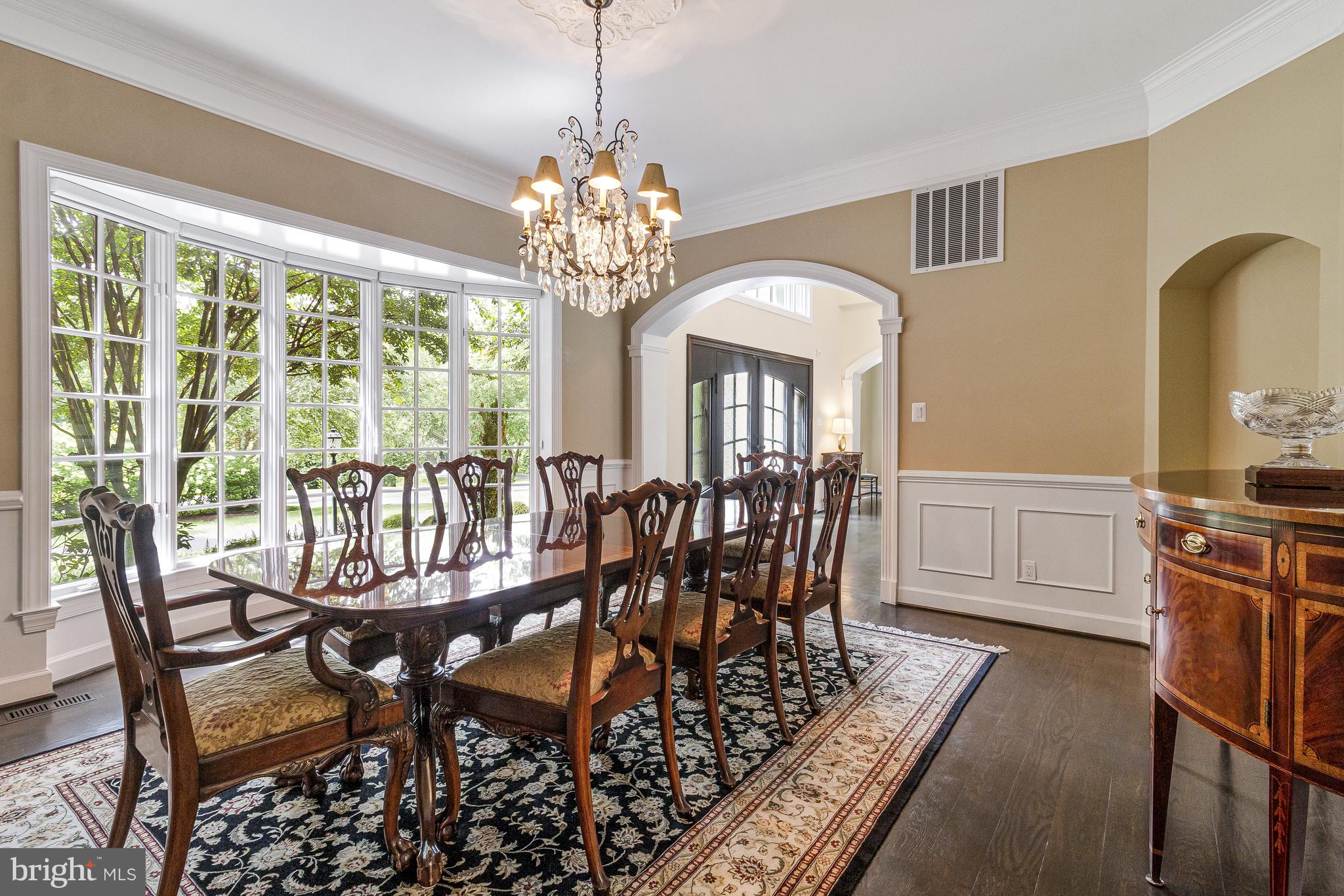 10910 SHALLOW CREEK DRIVE