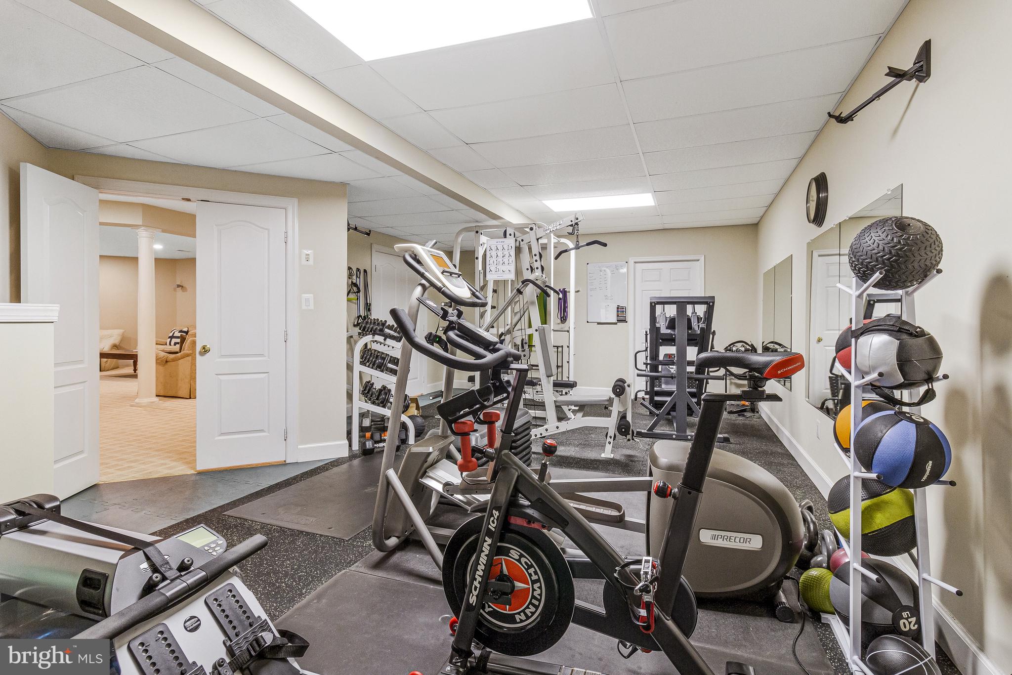 10910 SHALLOW CREEK DRIVE