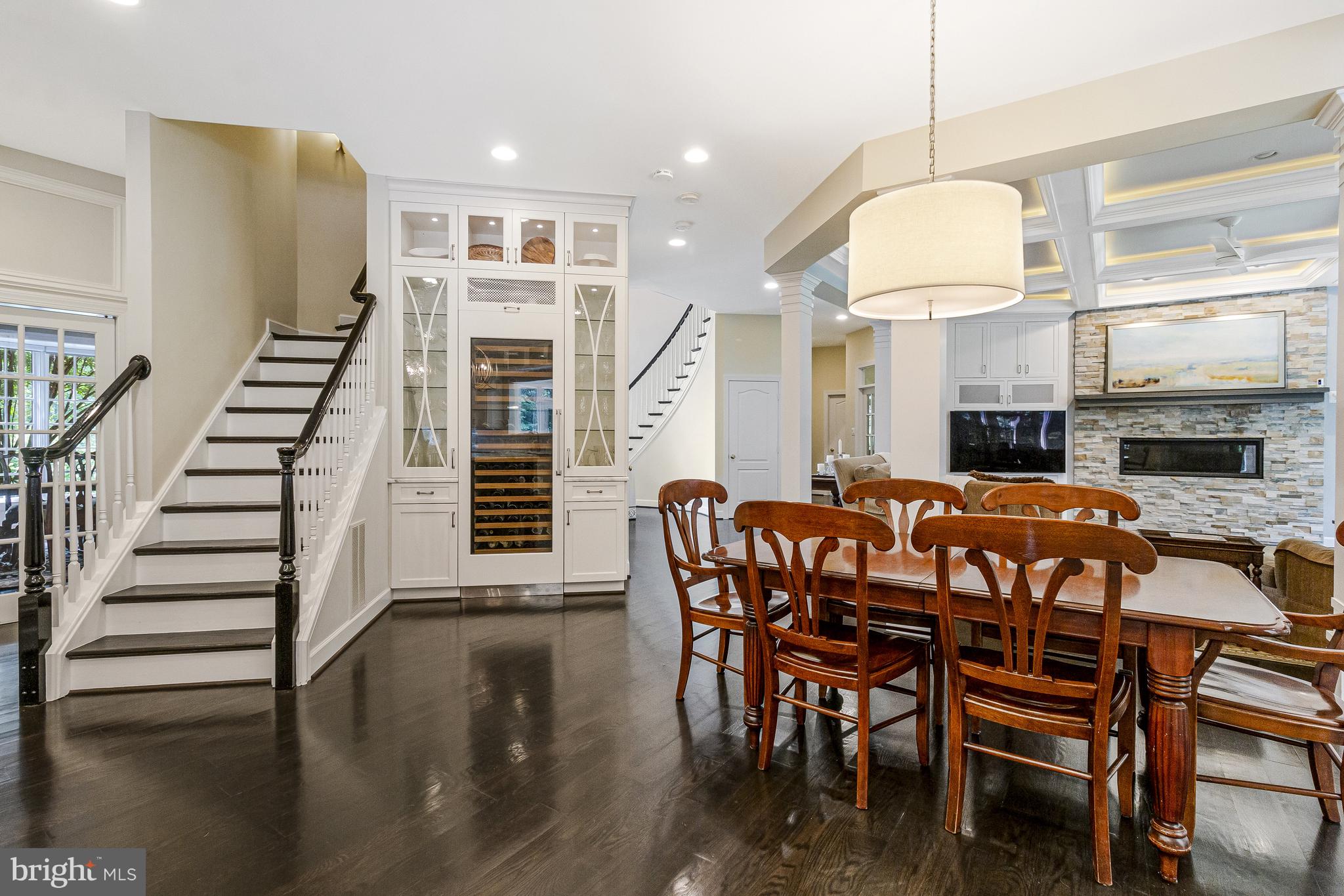 10910 SHALLOW CREEK DRIVE