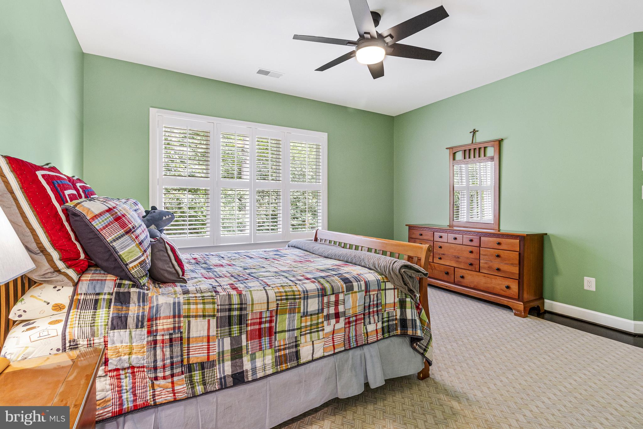 10910 SHALLOW CREEK DRIVE