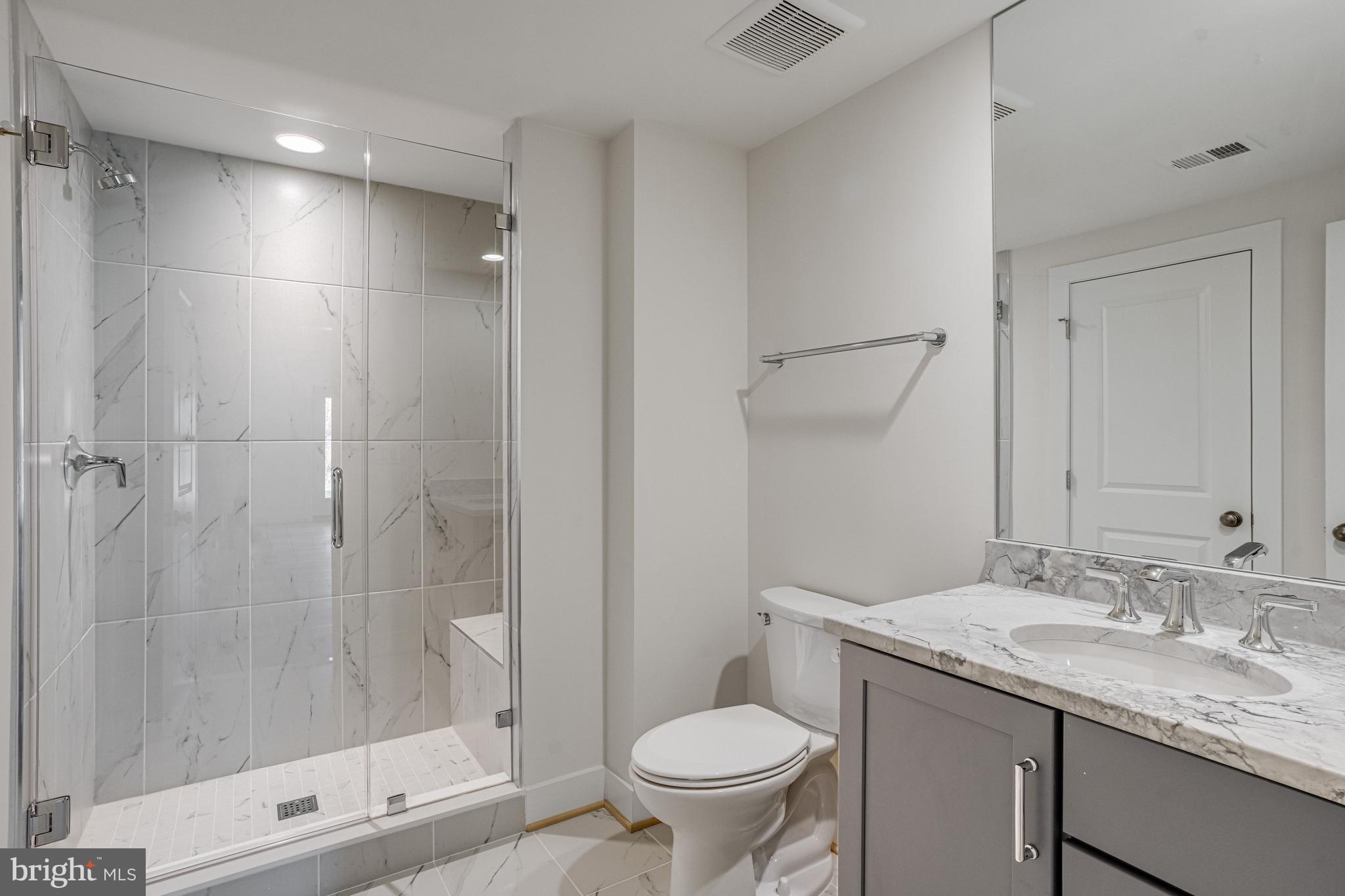 1002 SPRINGVALE ROAD