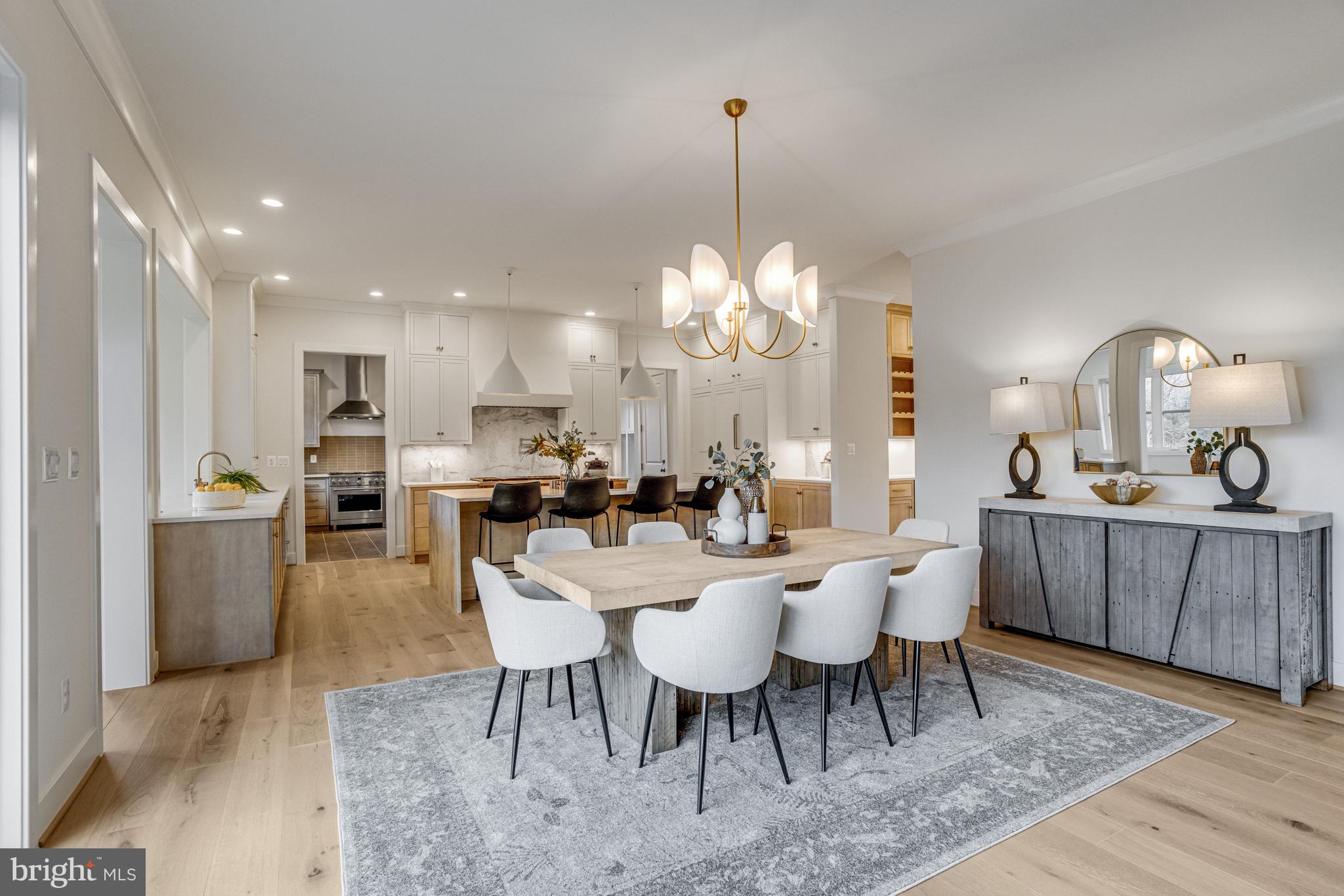 1002 SPRINGVALE ROAD