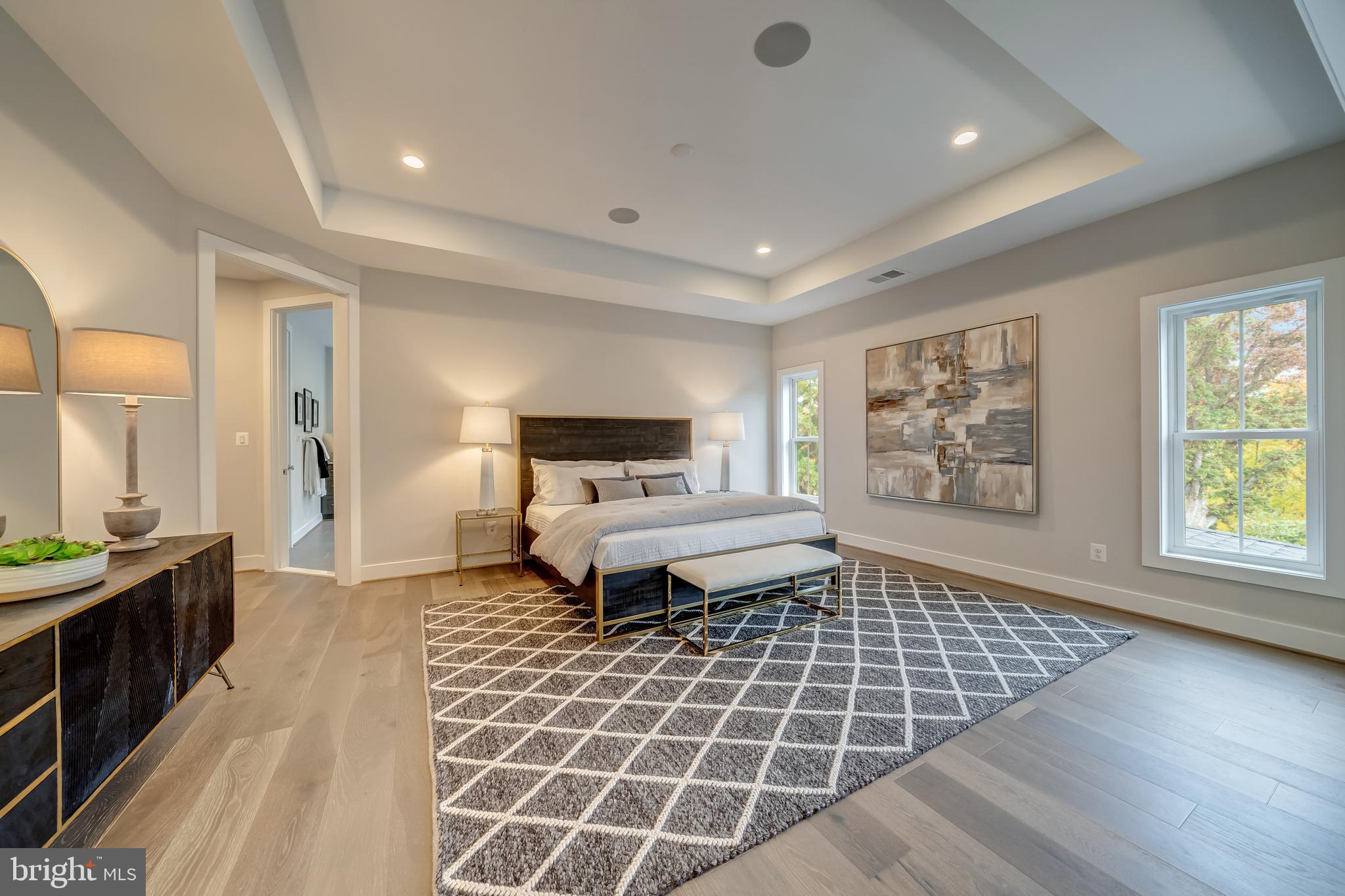 1002 SPRINGVALE ROAD