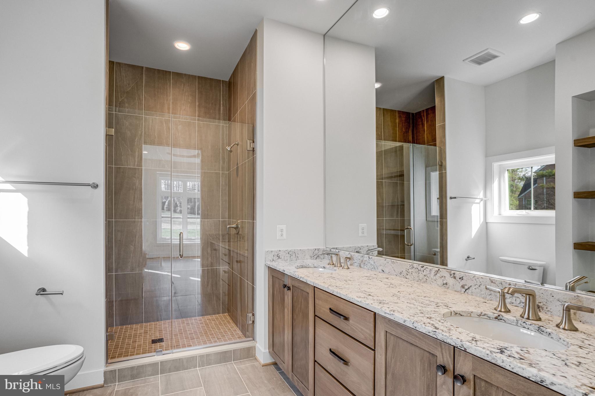 1002 SPRINGVALE ROAD