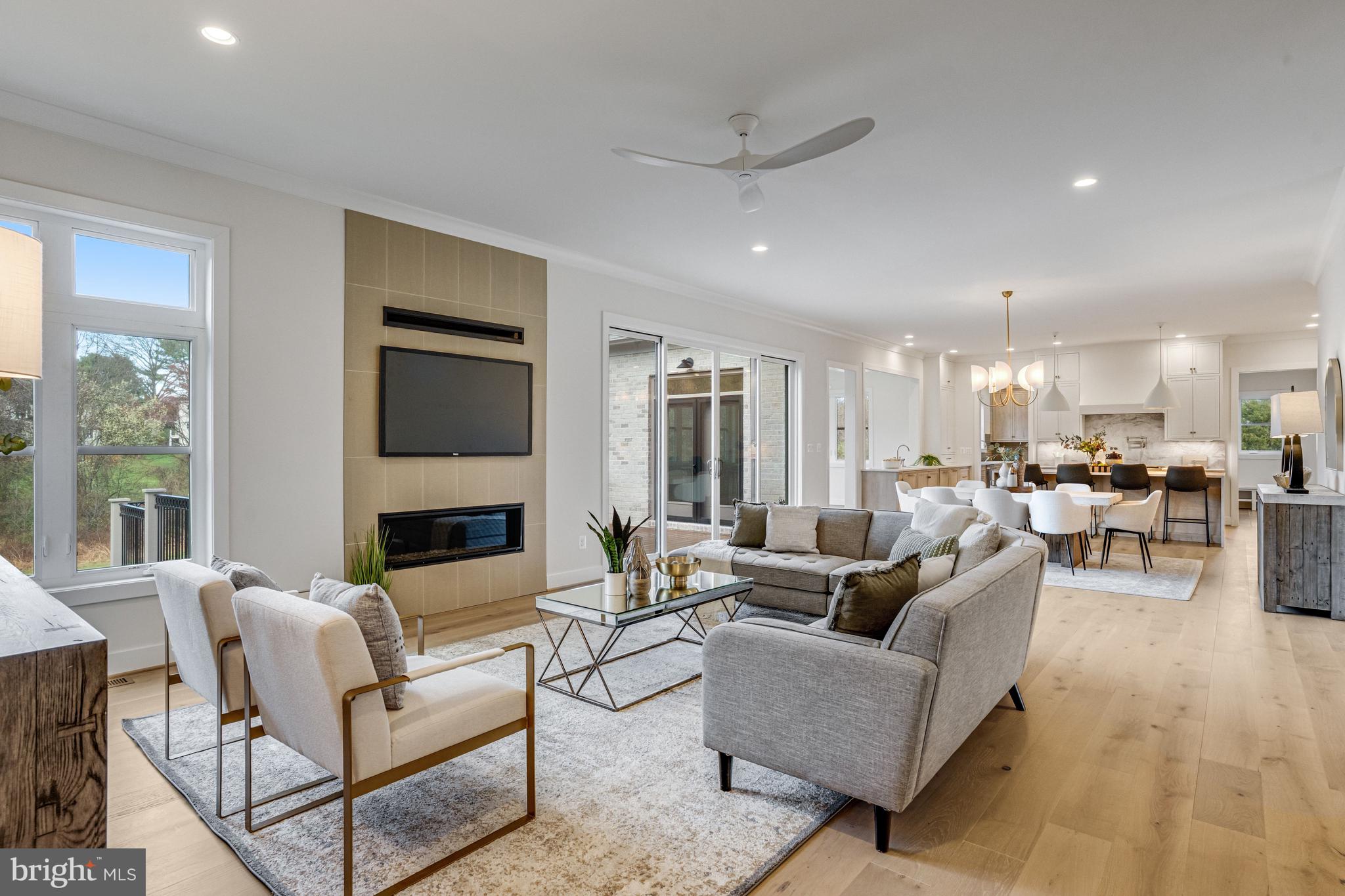 1002 SPRINGVALE ROAD