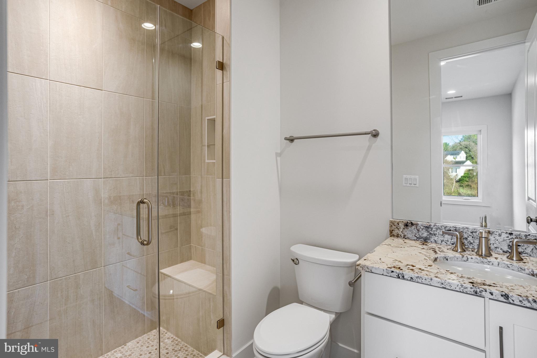 1002 SPRINGVALE ROAD