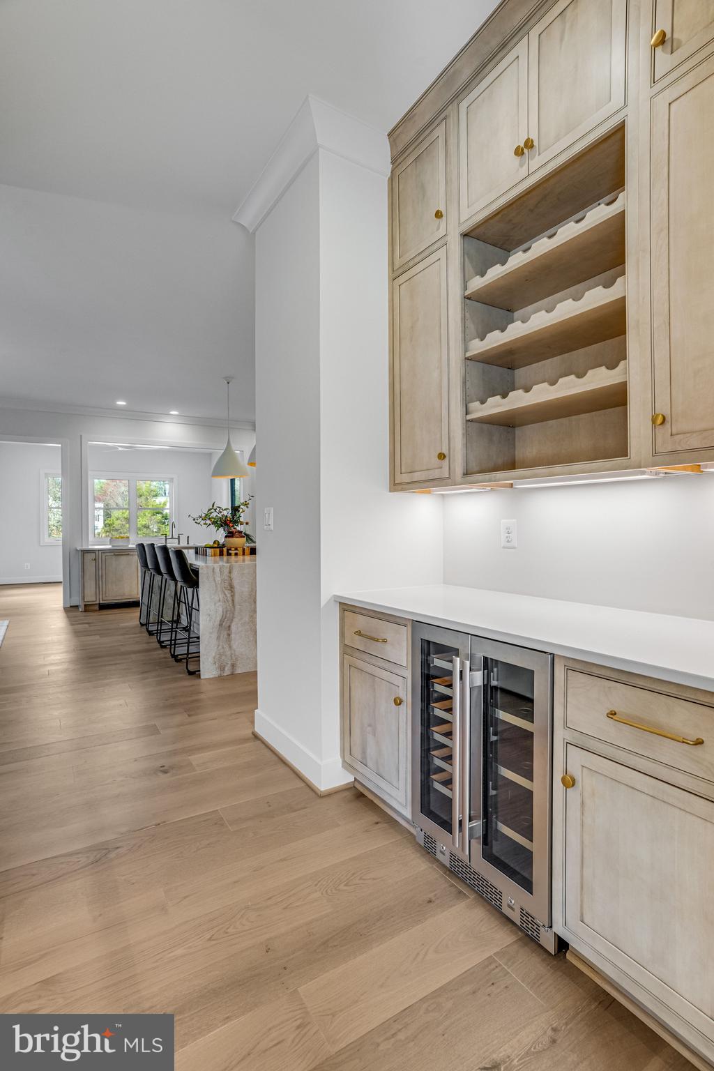 1002 SPRINGVALE ROAD