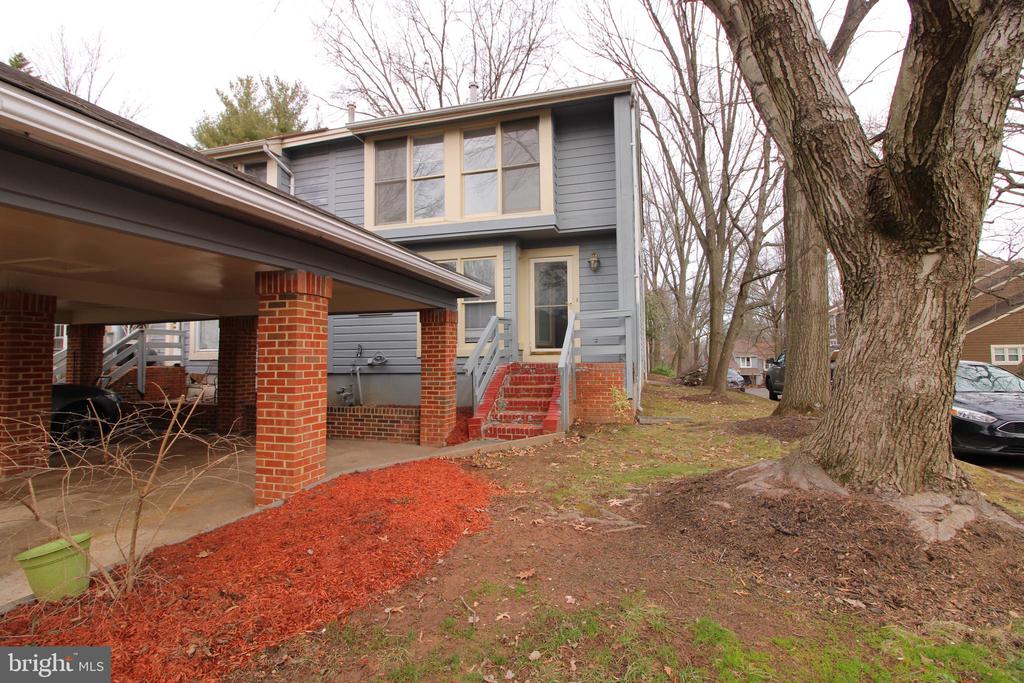 11430 FAIRWAY DRIVE