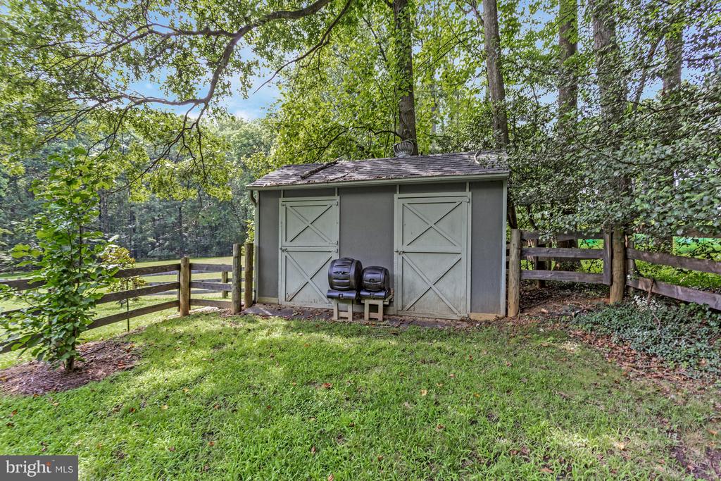 718 SPRINGVALE ROAD