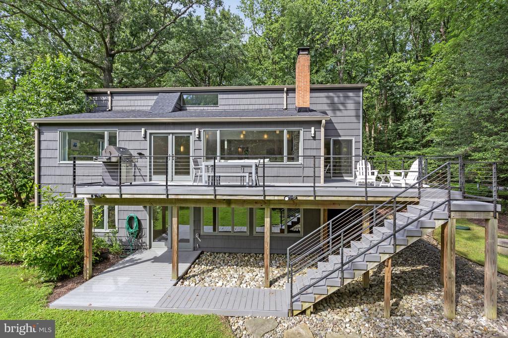 718 SPRINGVALE ROAD