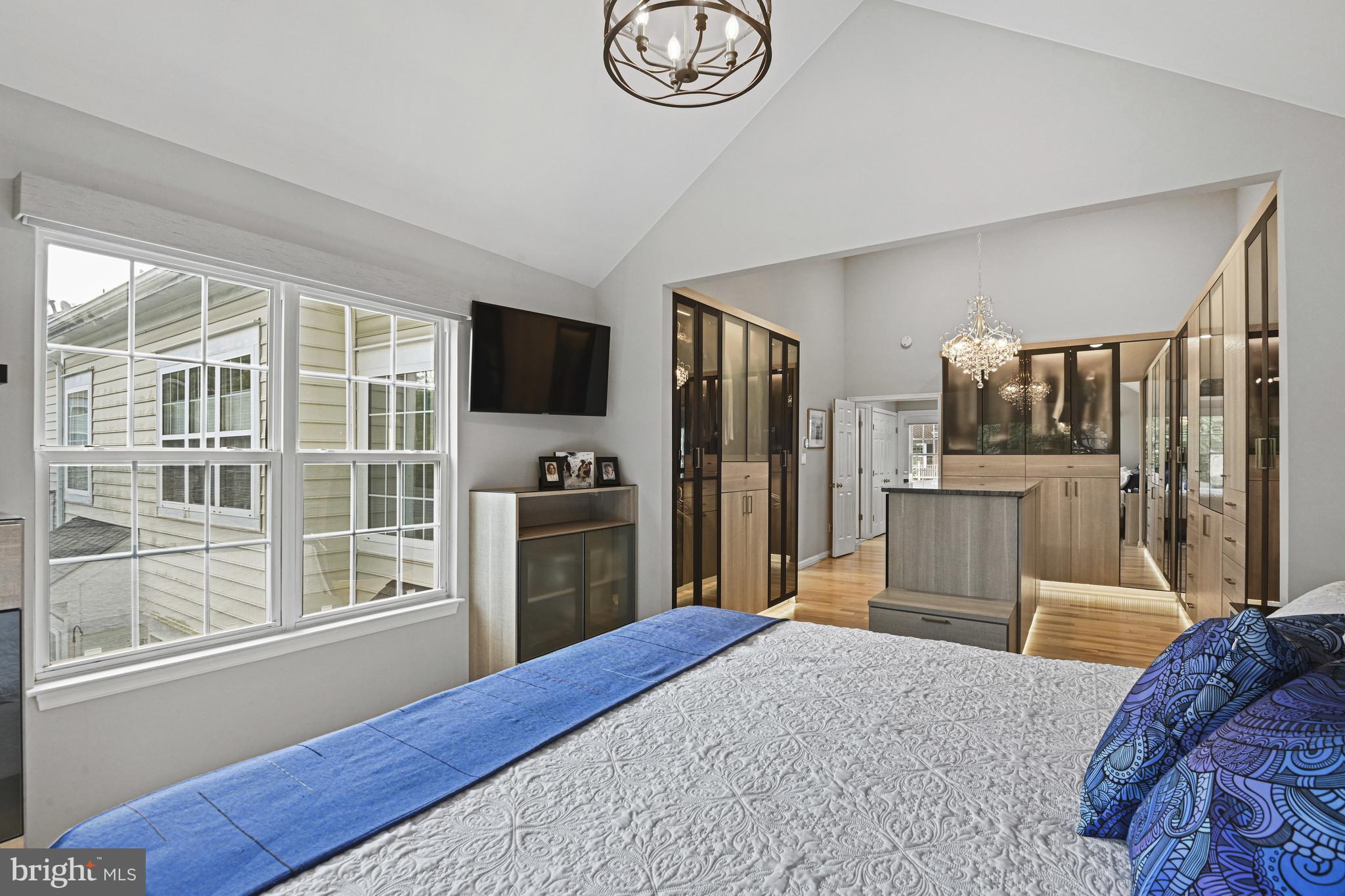 1978 LOGAN MANOR DRIVE