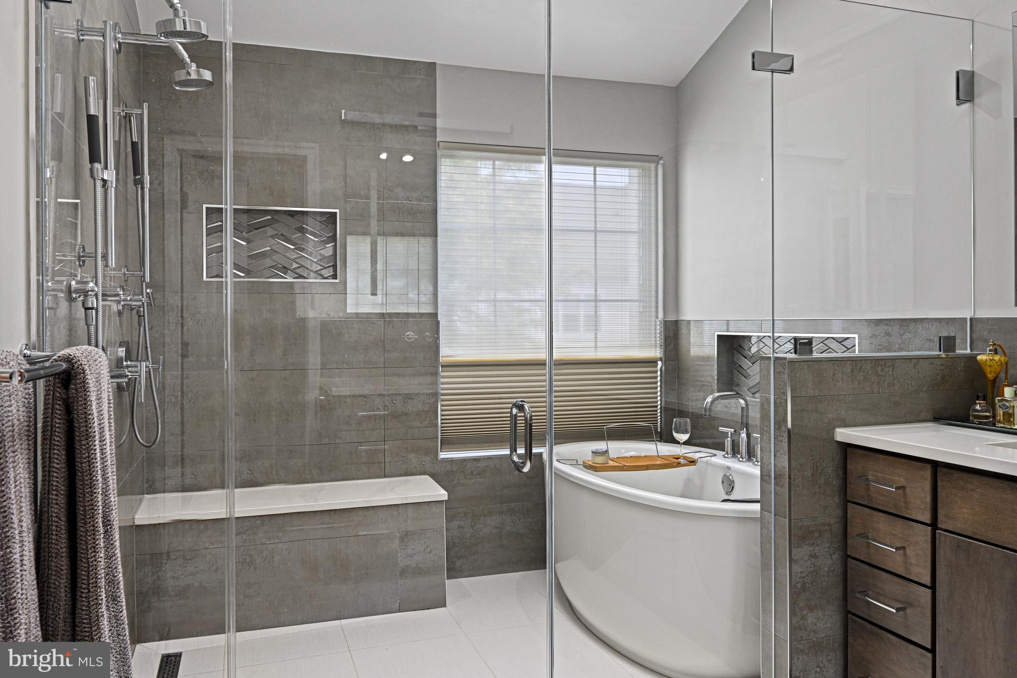 1978 LOGAN MANOR DRIVE