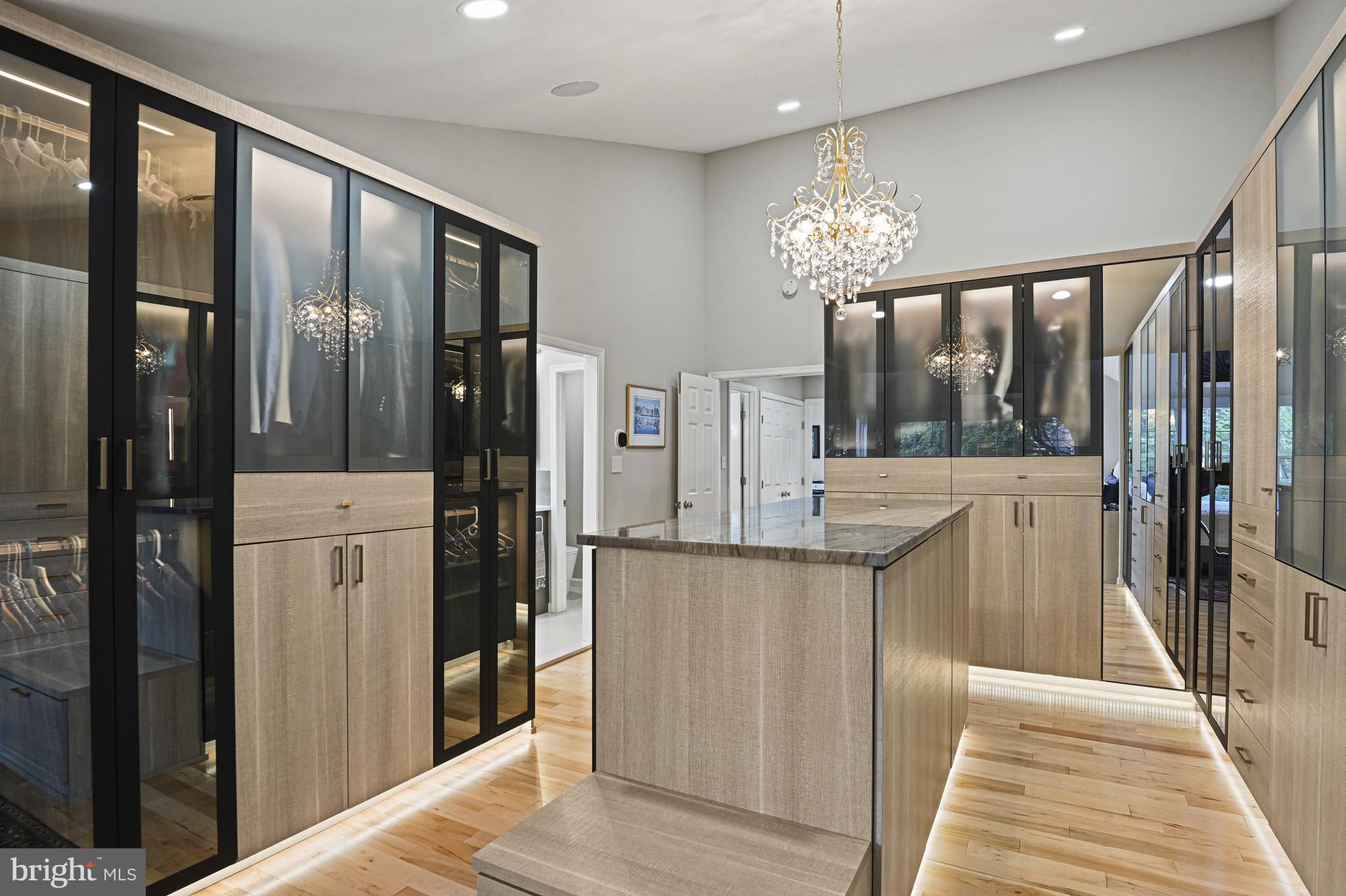 1978 LOGAN MANOR DRIVE