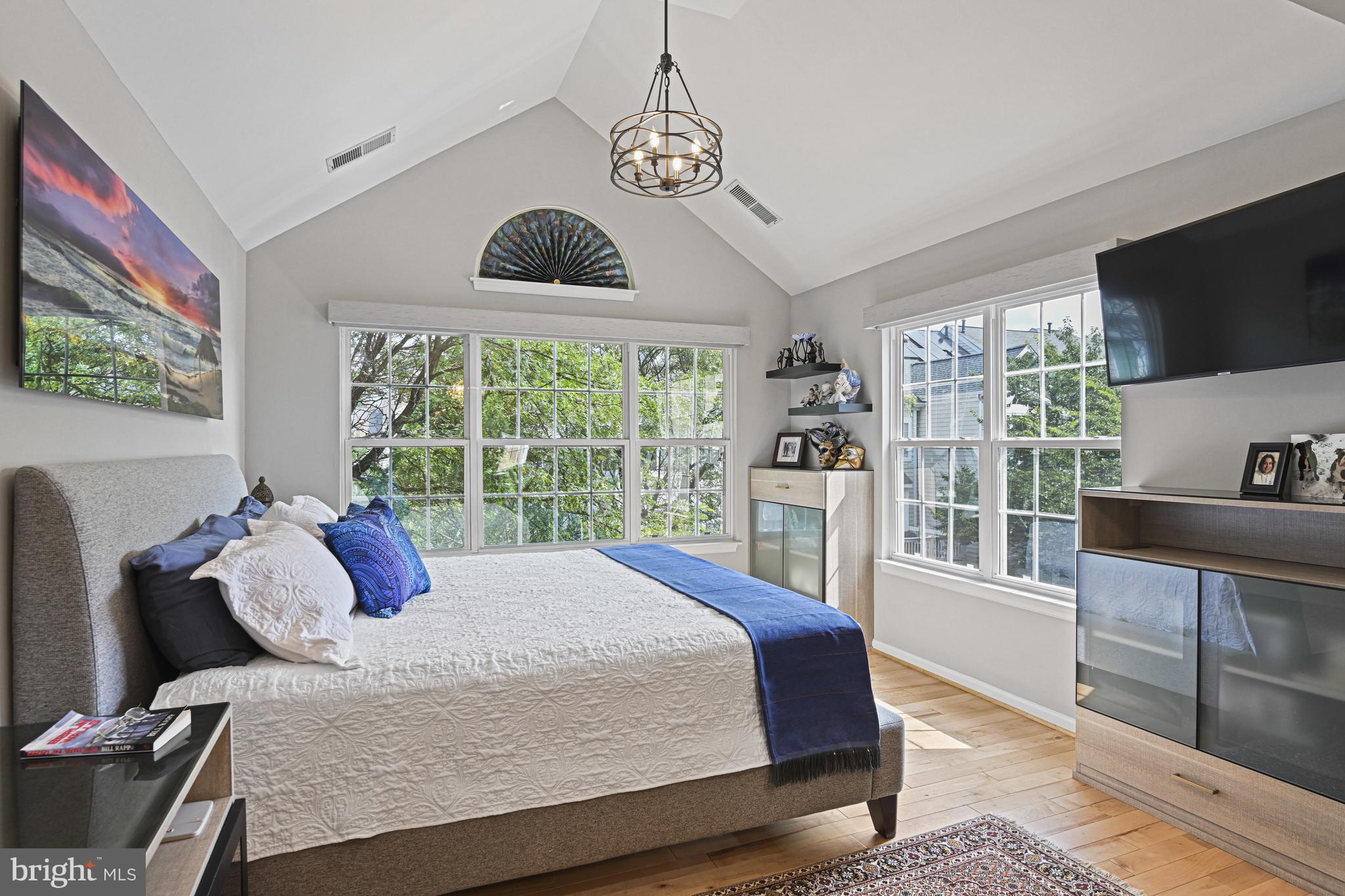 1978 LOGAN MANOR DRIVE