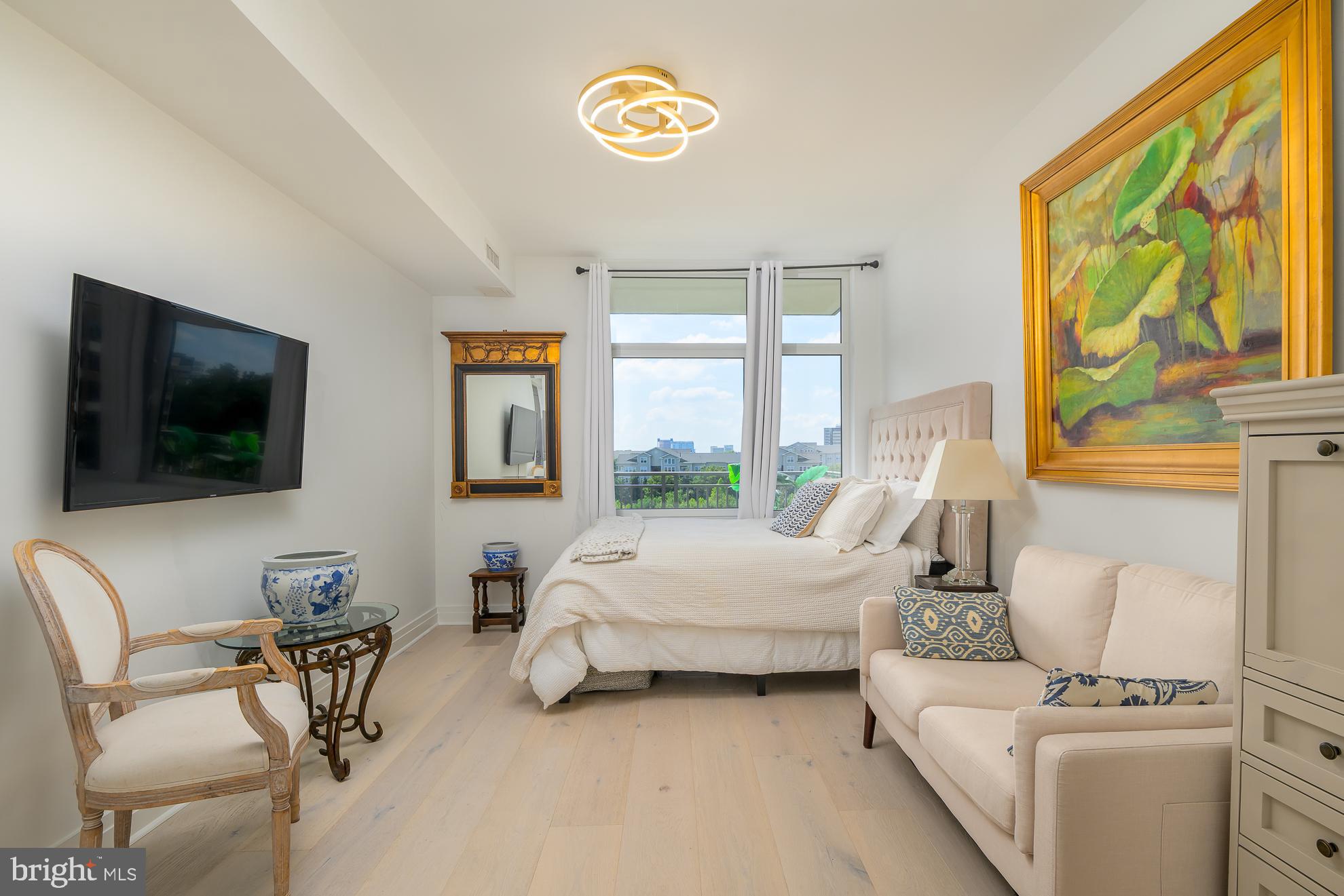 8220 CRESTWOOD HEIGHTS DRIVE 1009