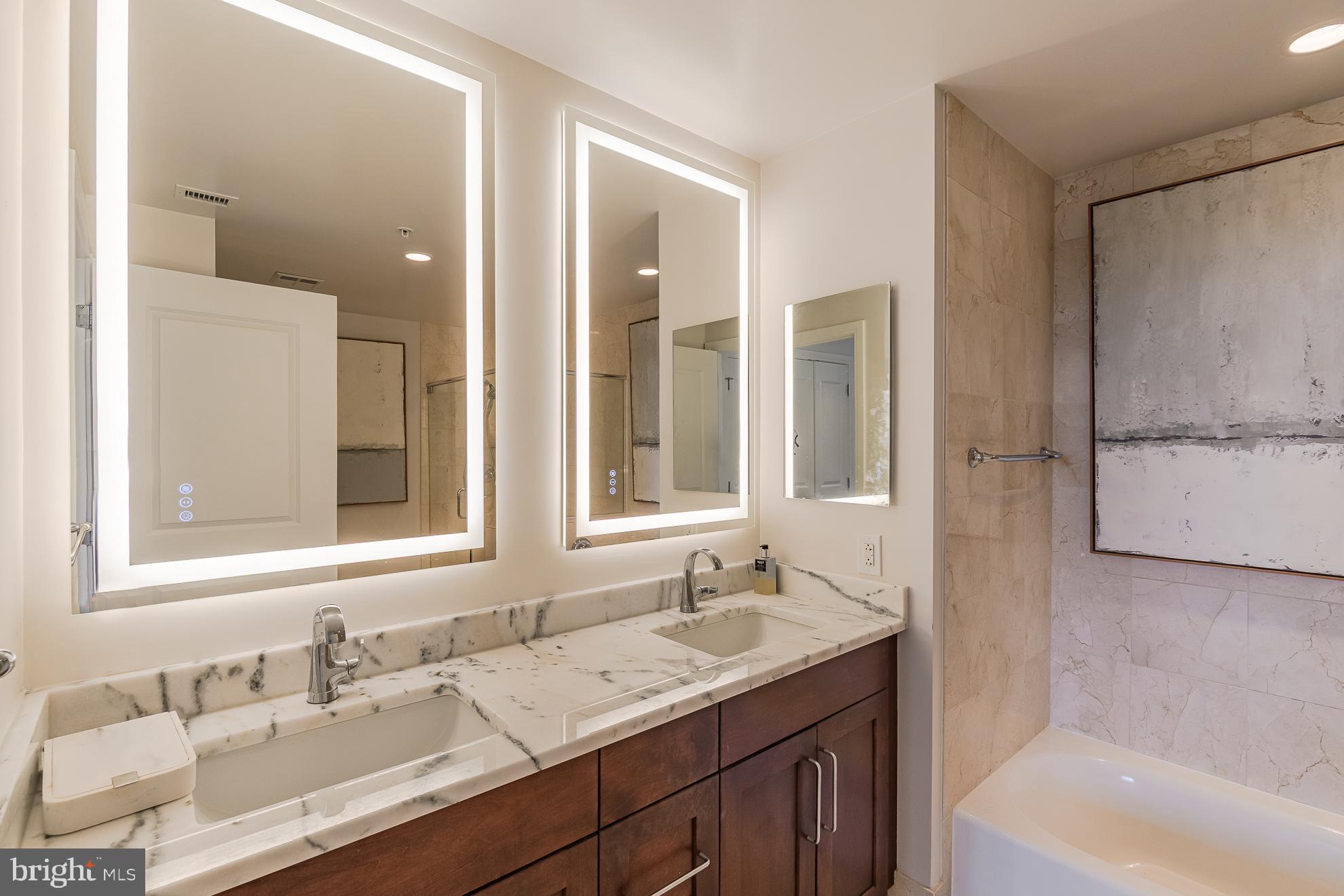 8220 CRESTWOOD HEIGHTS DRIVE 1009