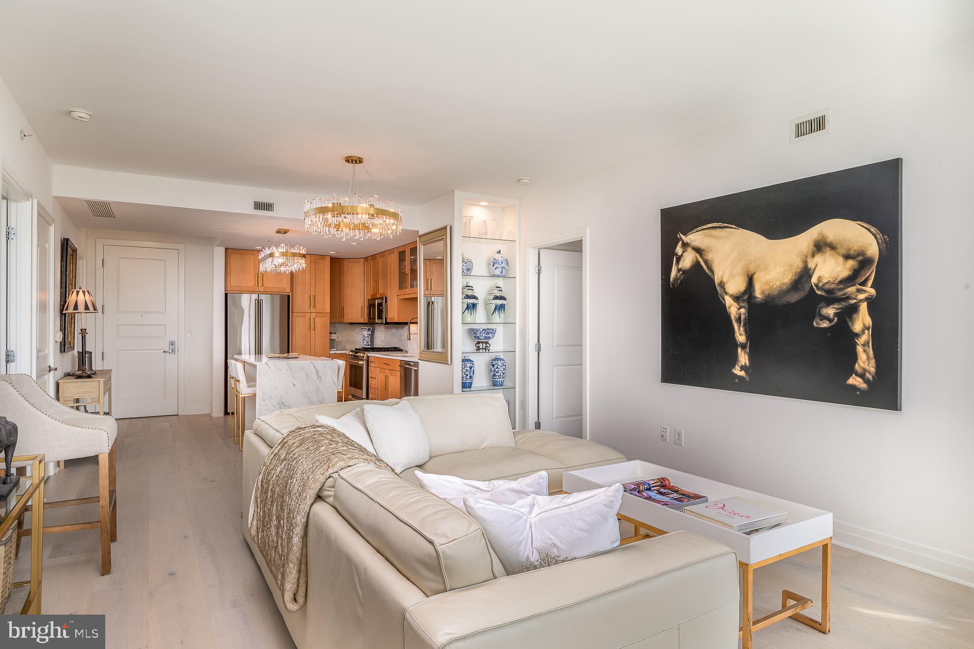 8220 CRESTWOOD HEIGHTS DRIVE 1009