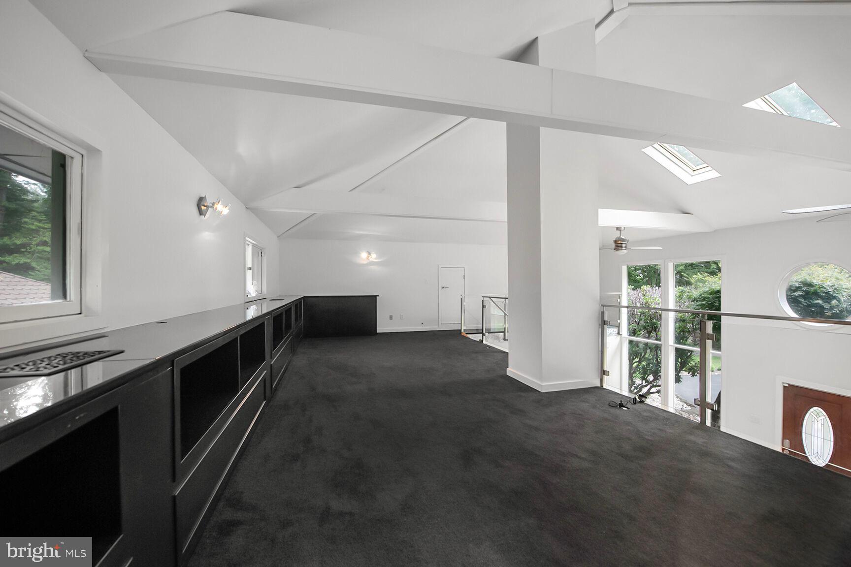 11208 GEORGETOWN PIKE