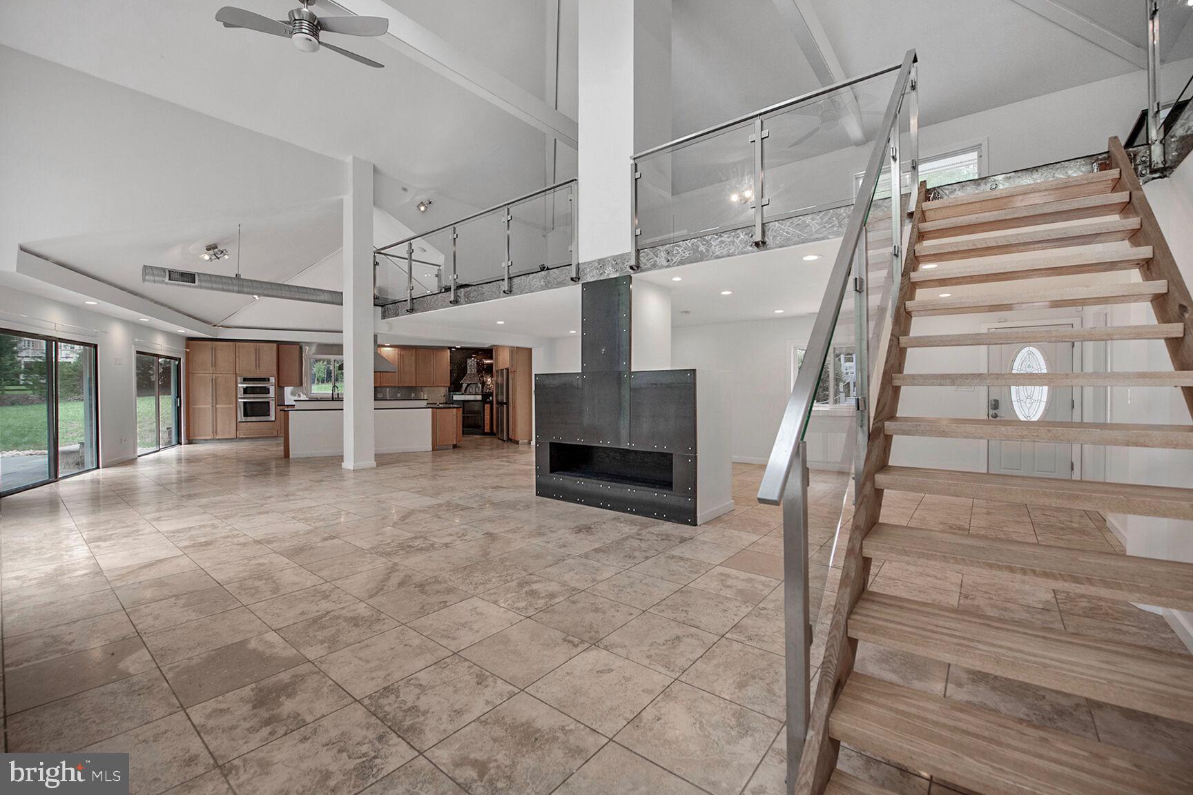 11208 GEORGETOWN PIKE