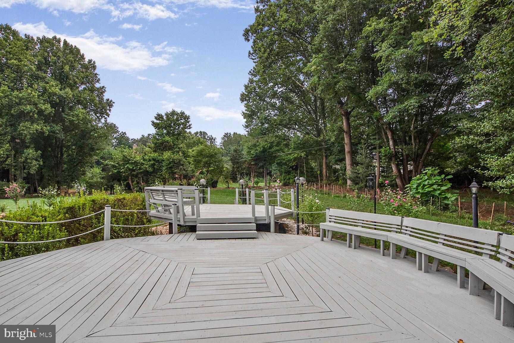 11208 GEORGETOWN PIKE