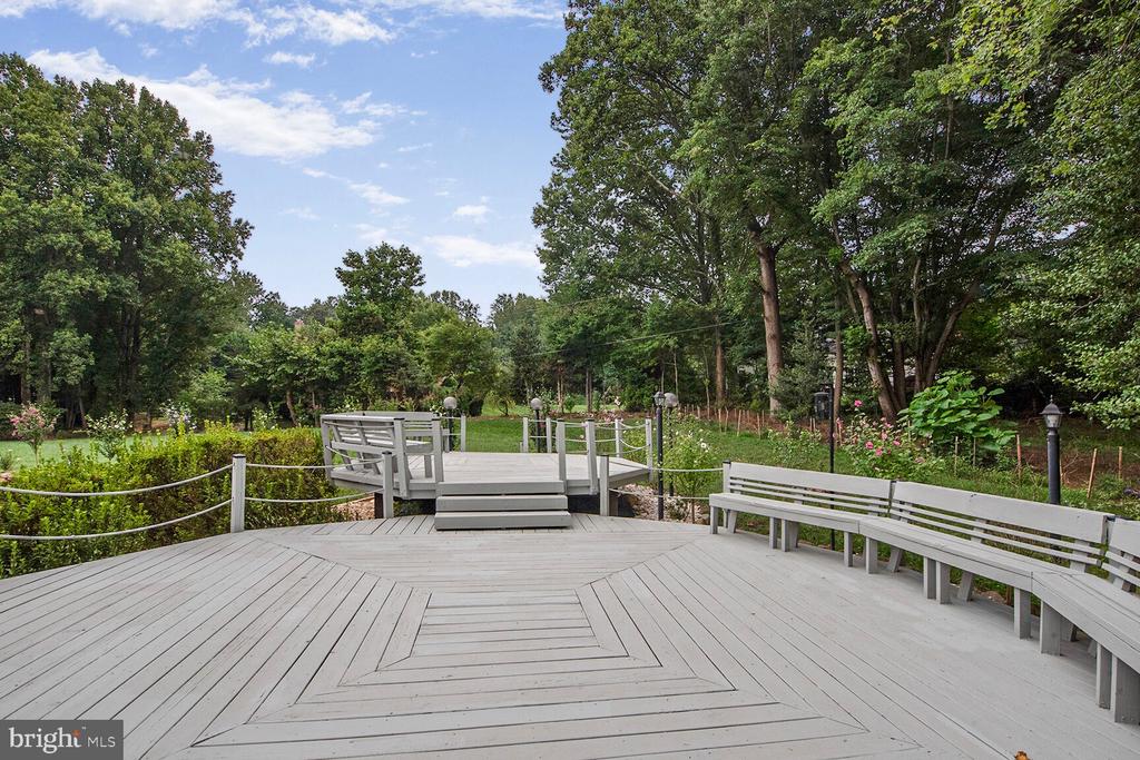 11208 GEORGETOWN PIKE