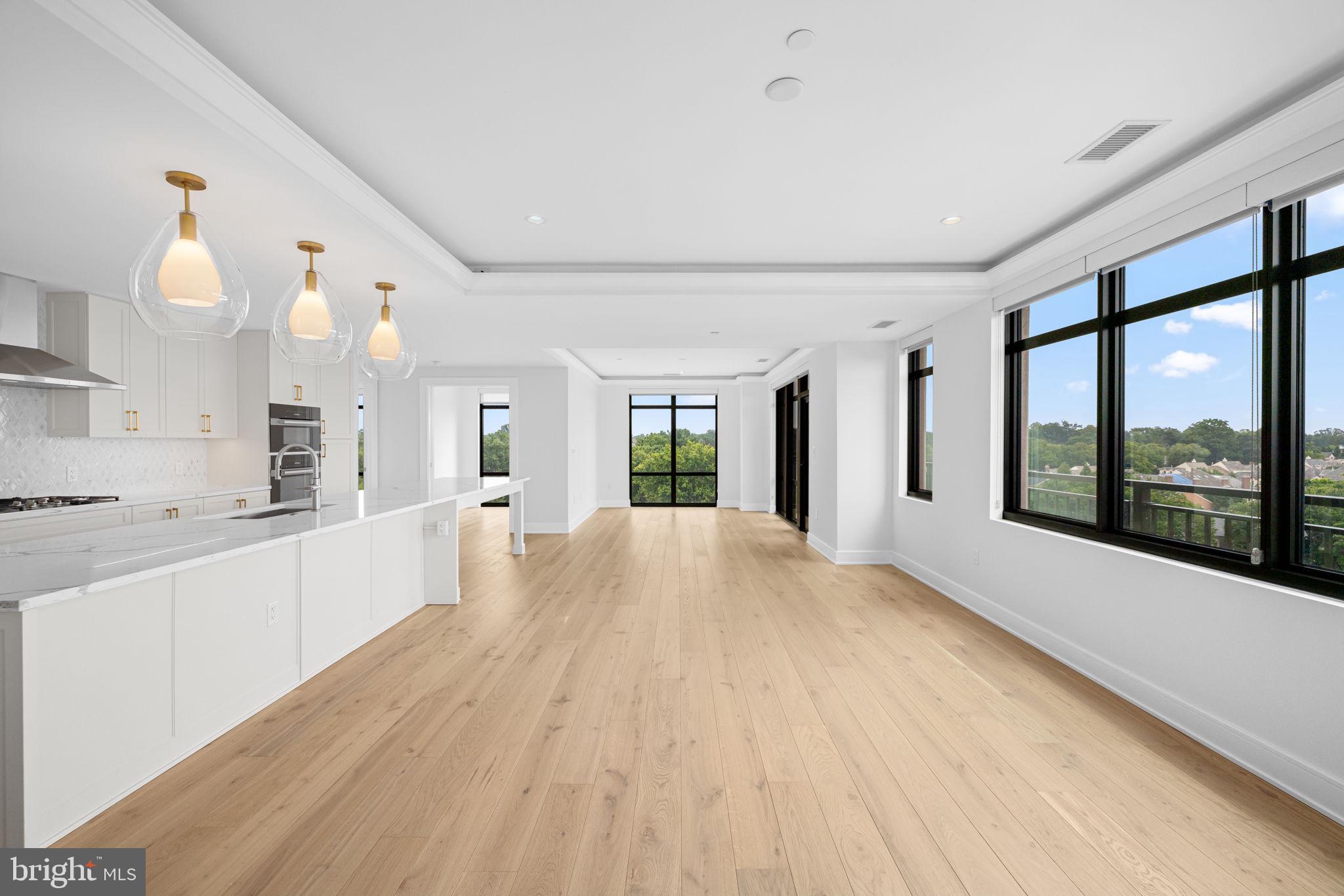 6718 LOWELL AVENUE 801