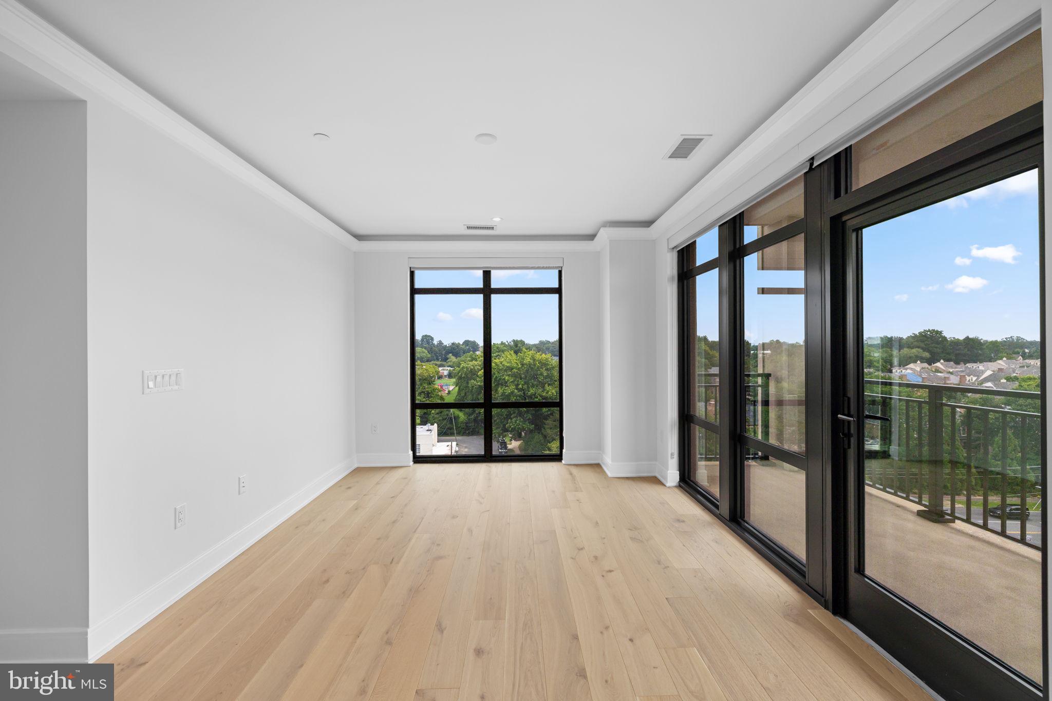 6718 LOWELL AVENUE 801