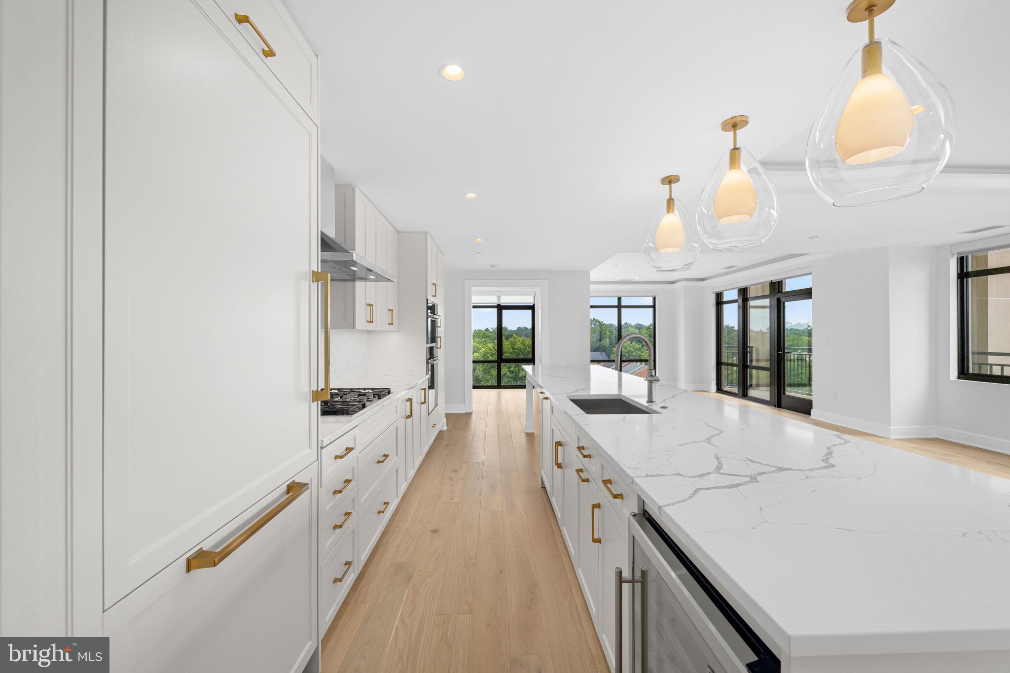 6718 LOWELL AVENUE 801