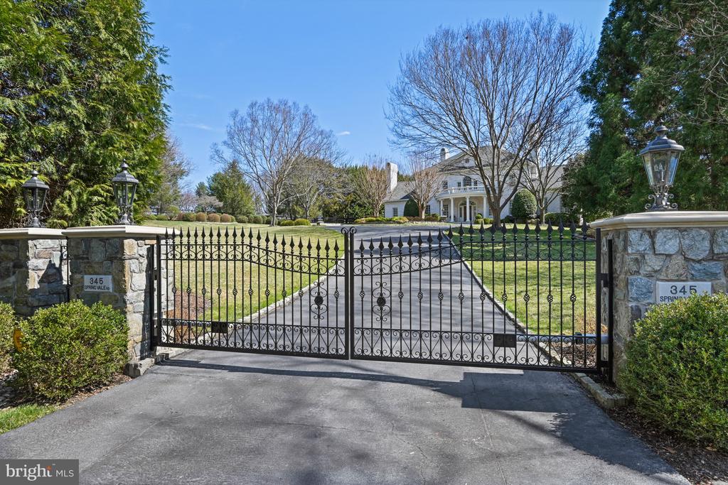 345 SPRINGVALE ROAD