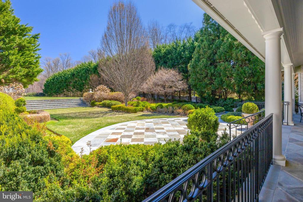 345 SPRINGVALE ROAD