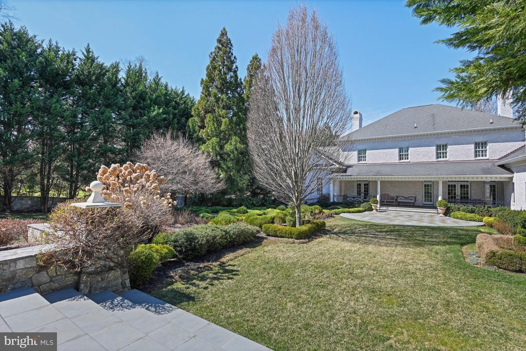 345 SPRINGVALE ROAD