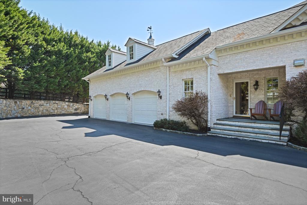 345 SPRINGVALE ROAD