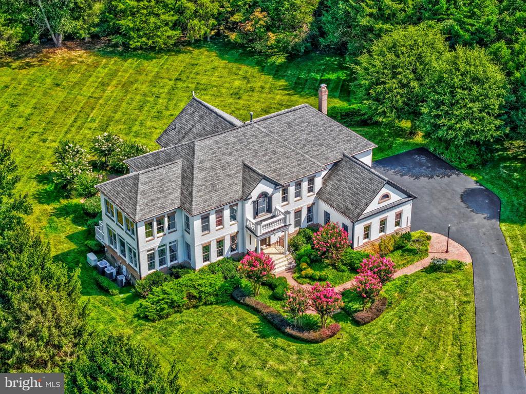 401 WALKER ROAD