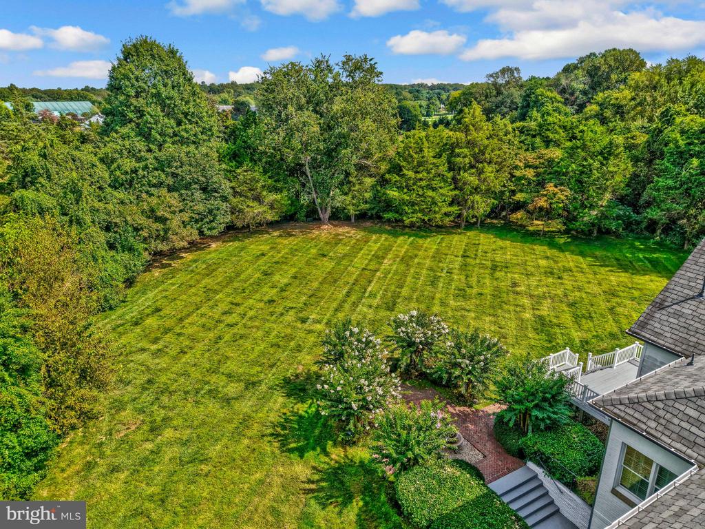 401 WALKER ROAD