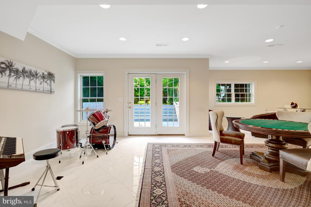 401 WALKER ROAD