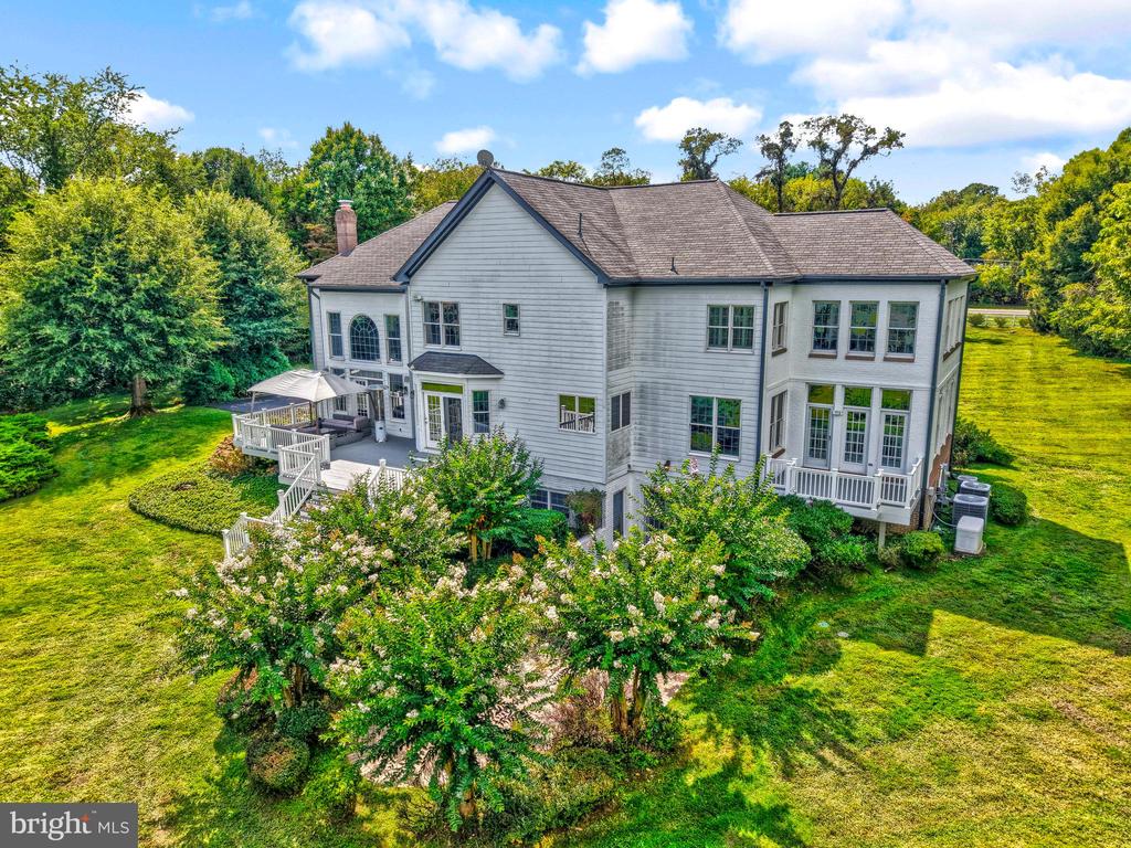 401 WALKER ROAD